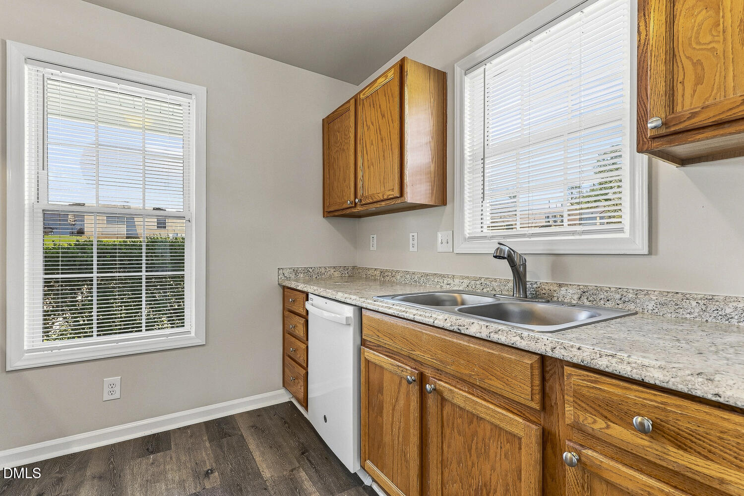 4005 Scofield Drive