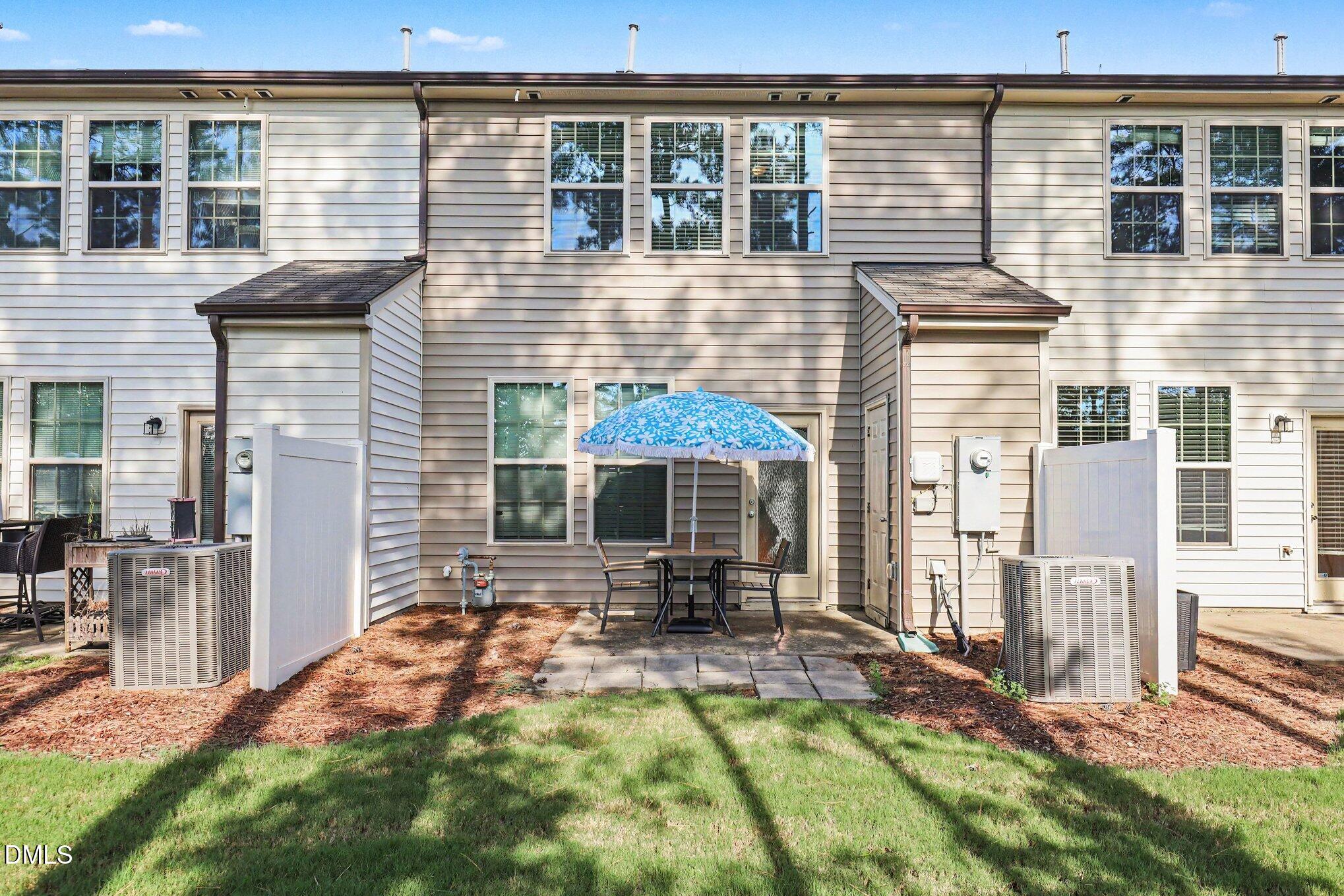 1039 Grand Ridge Drive