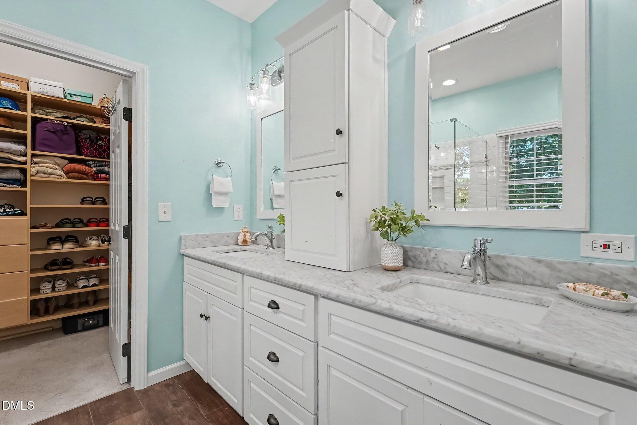 5216 Fairmead Circle