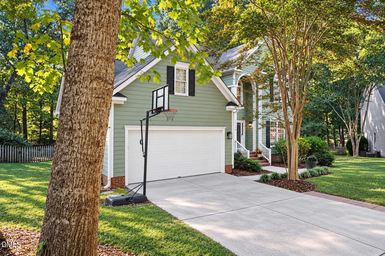 5216 Fairmead Circle