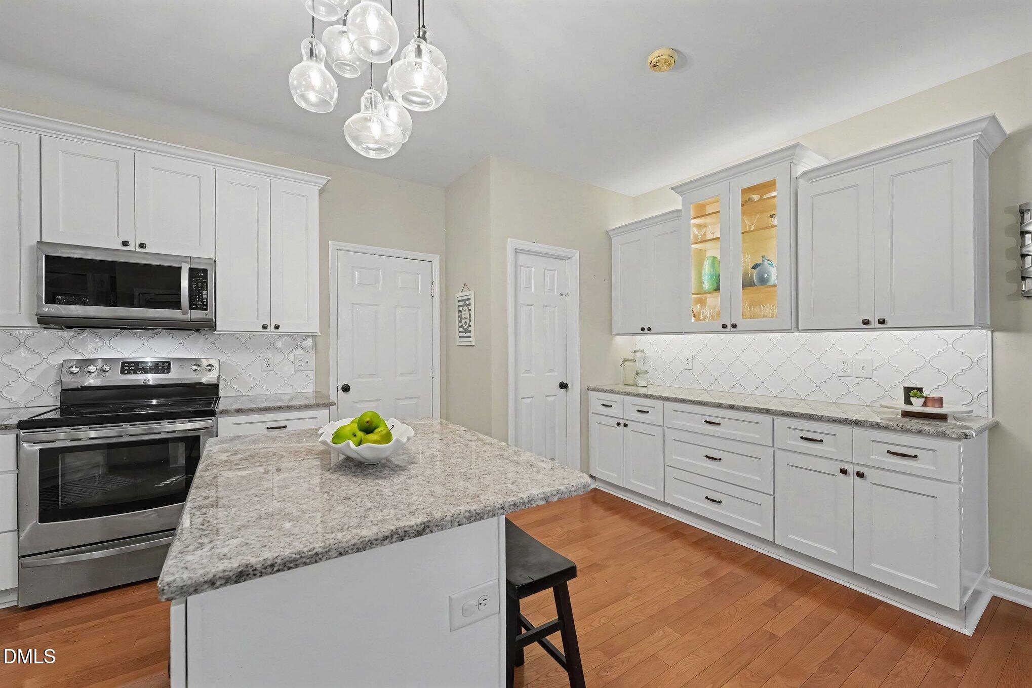 5216 Fairmead Circle