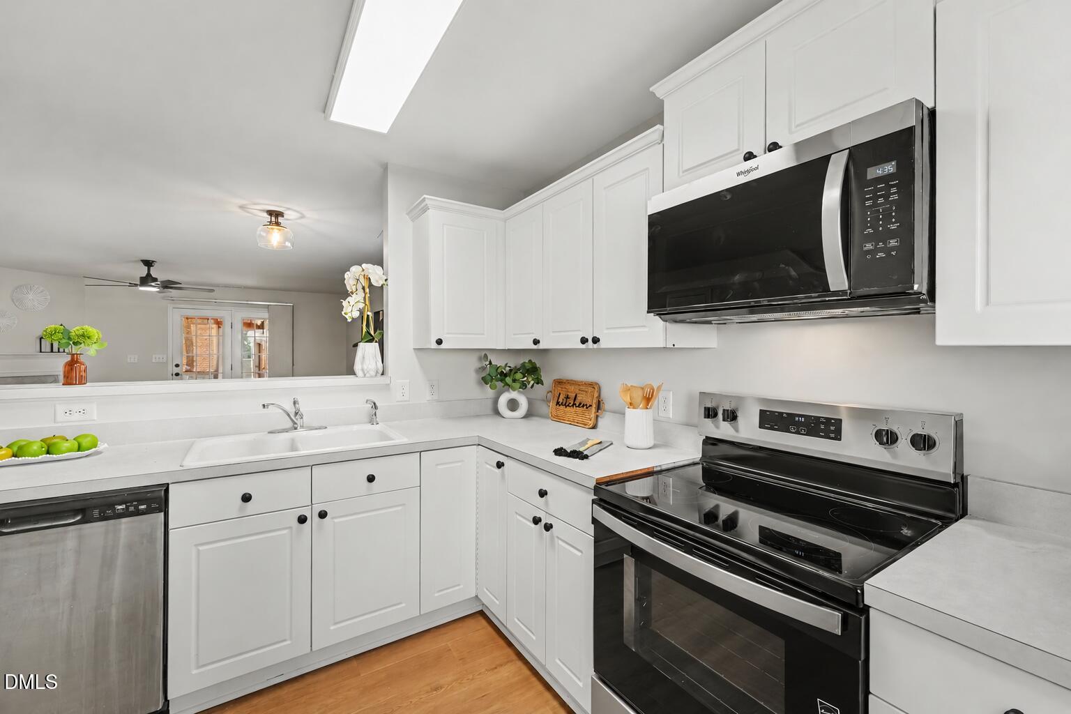 2253 Ventana Lane