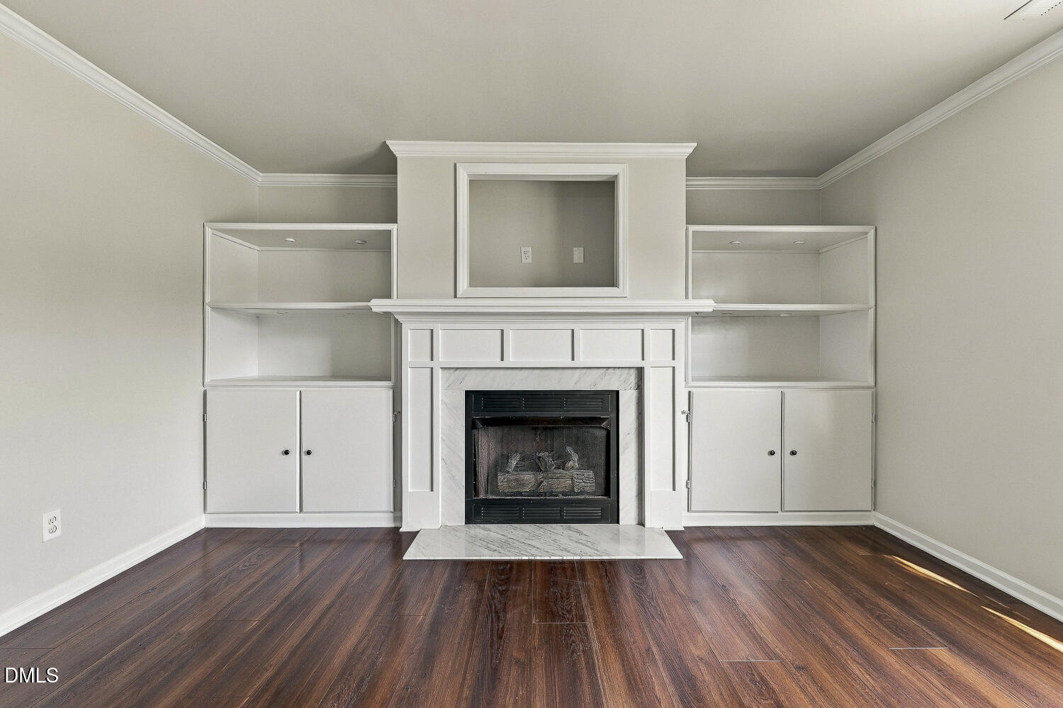 2305 King Malcolm Lane