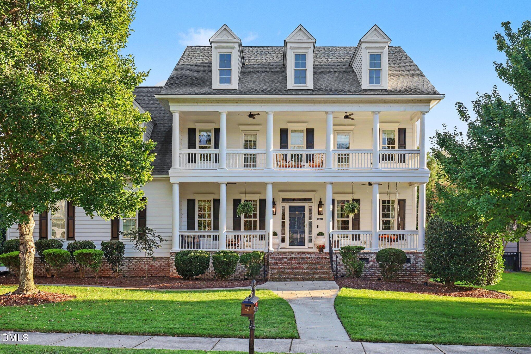 301 Weycroft Grant Drive Cary Nc Us 27519 37067bd1801d85f96458a2dc61831ae8