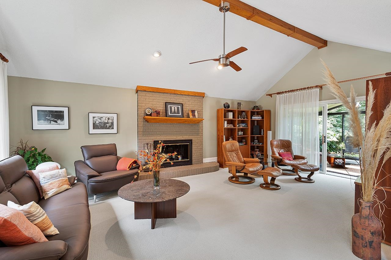 1008 Old Lantern Court
