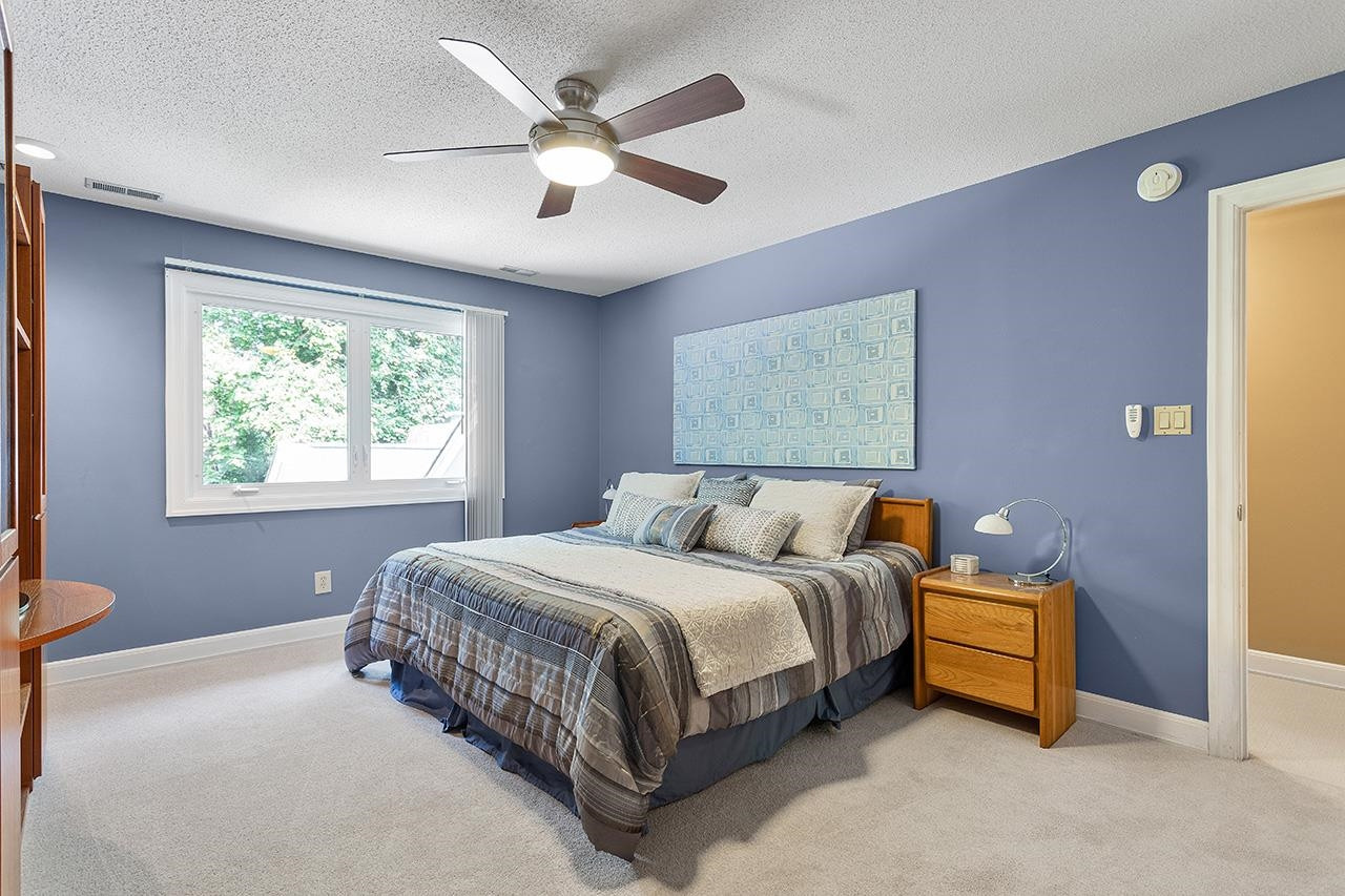 1008 Old Lantern Court