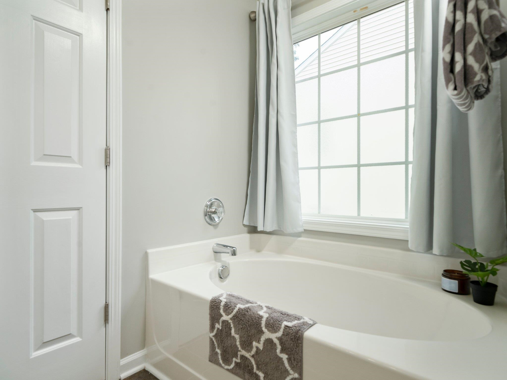 5528 Berry Creek Circle