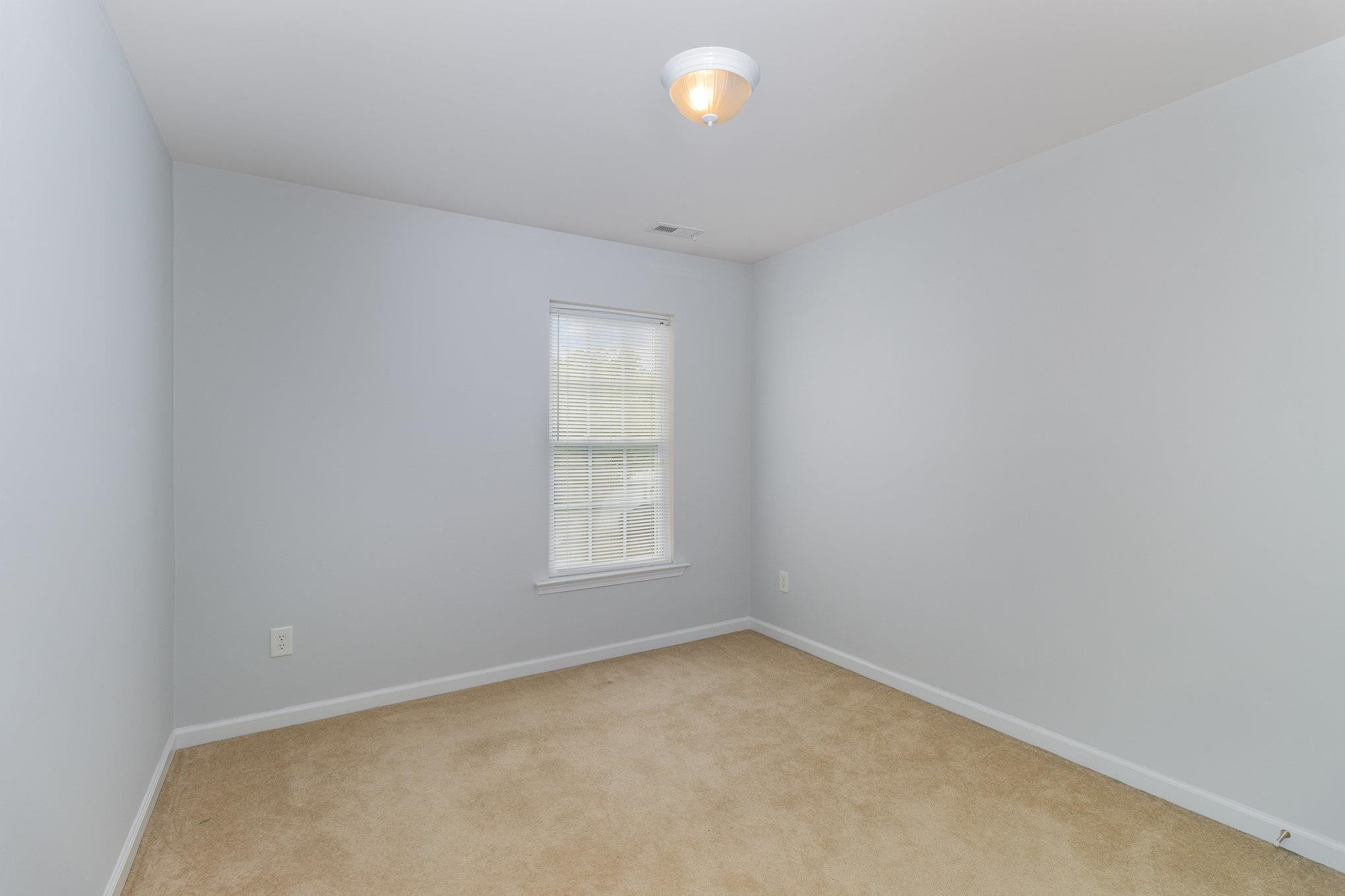 8220 Pilots View Drive