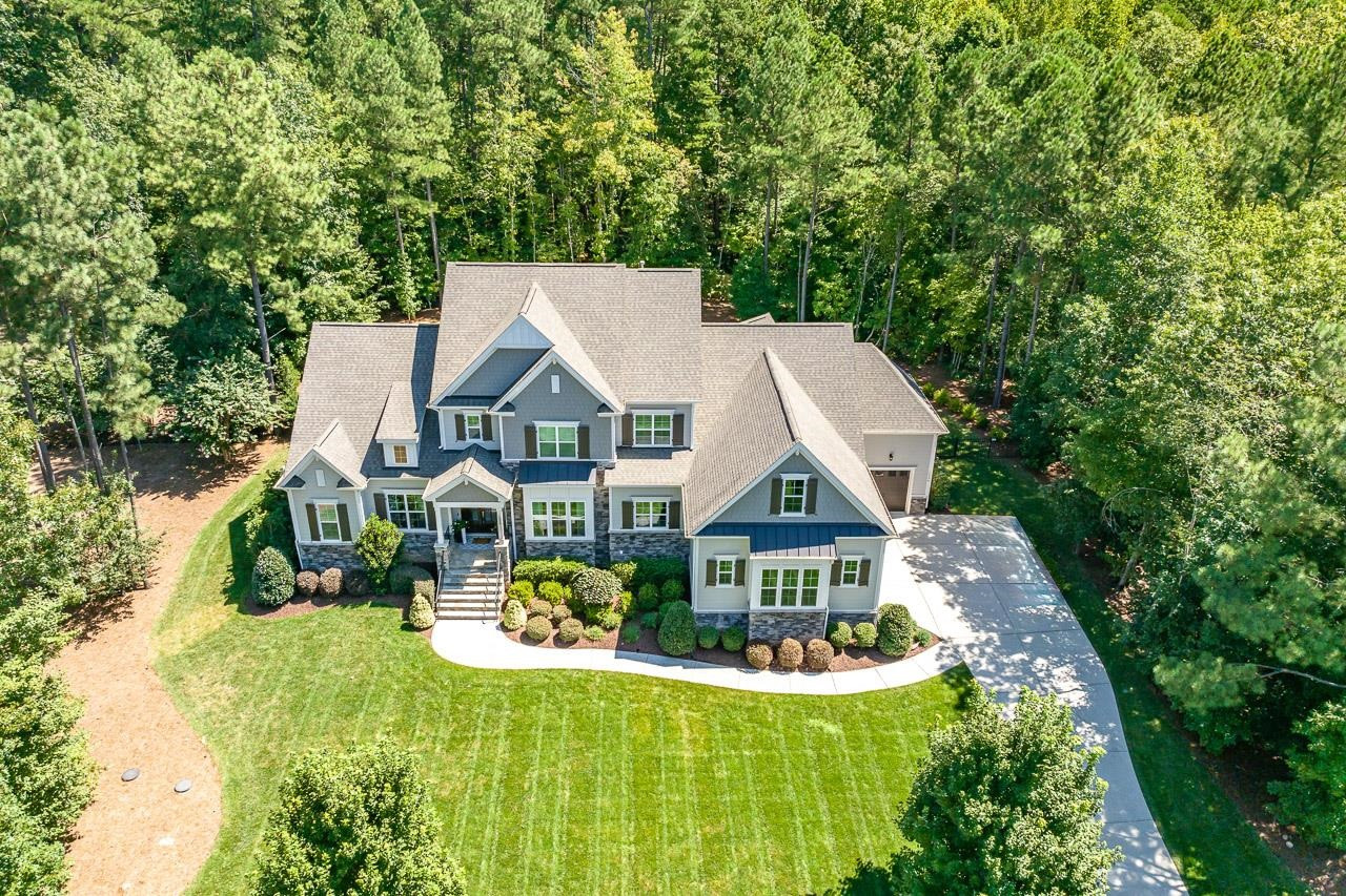 1536 Rock Dove Way