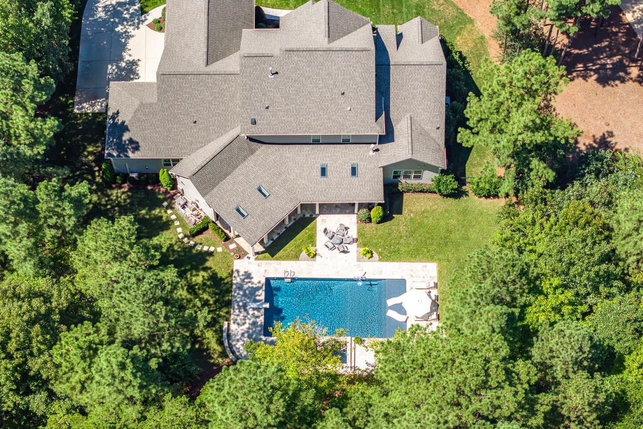 1536 Rock Dove Way