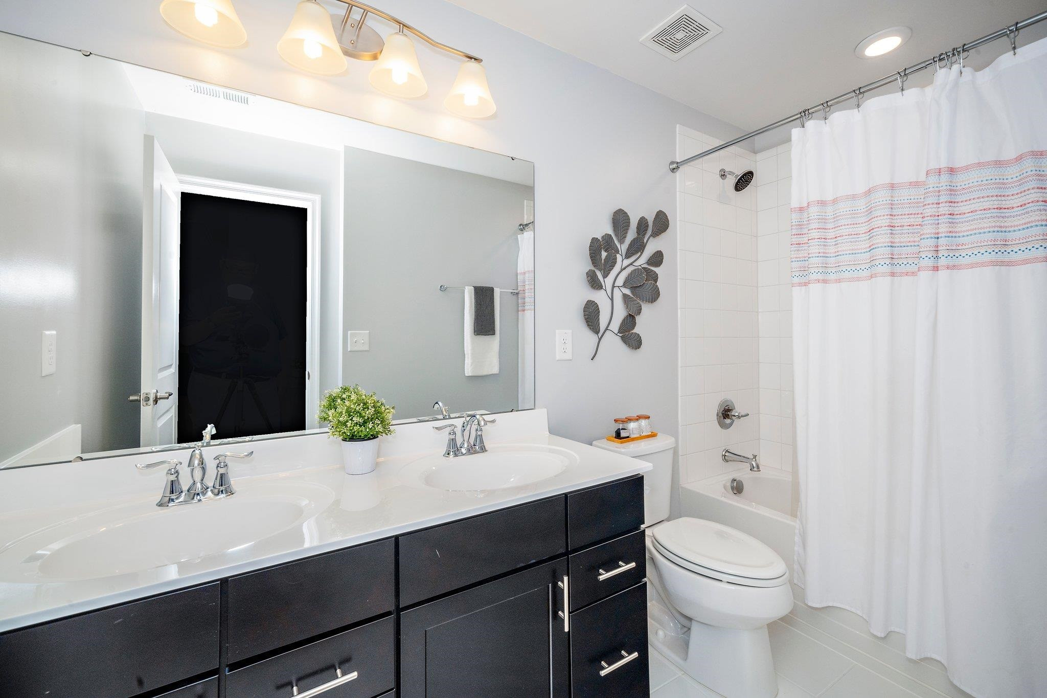 3517 Regent Pines Drive
