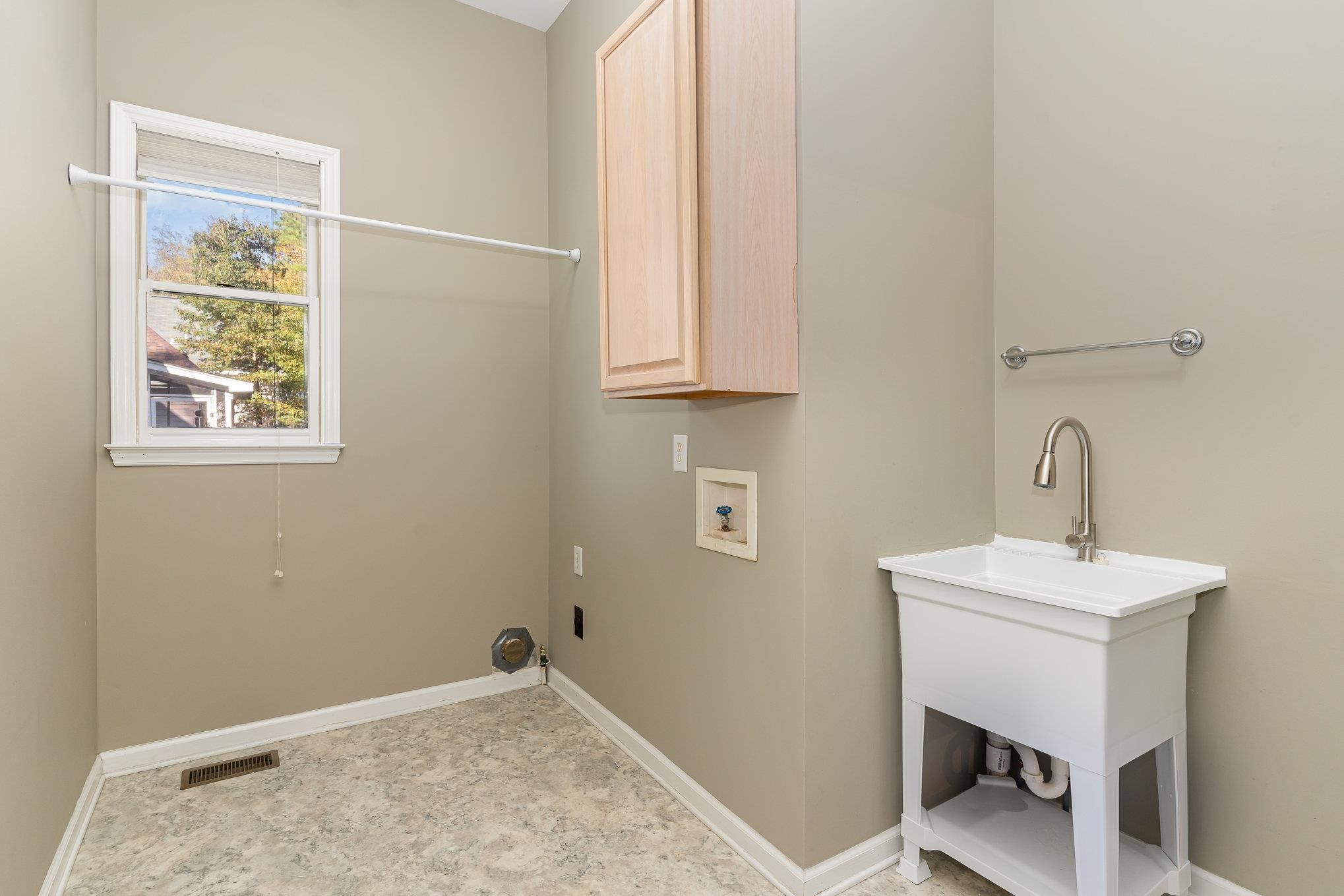 6124 Remington Lake Drive