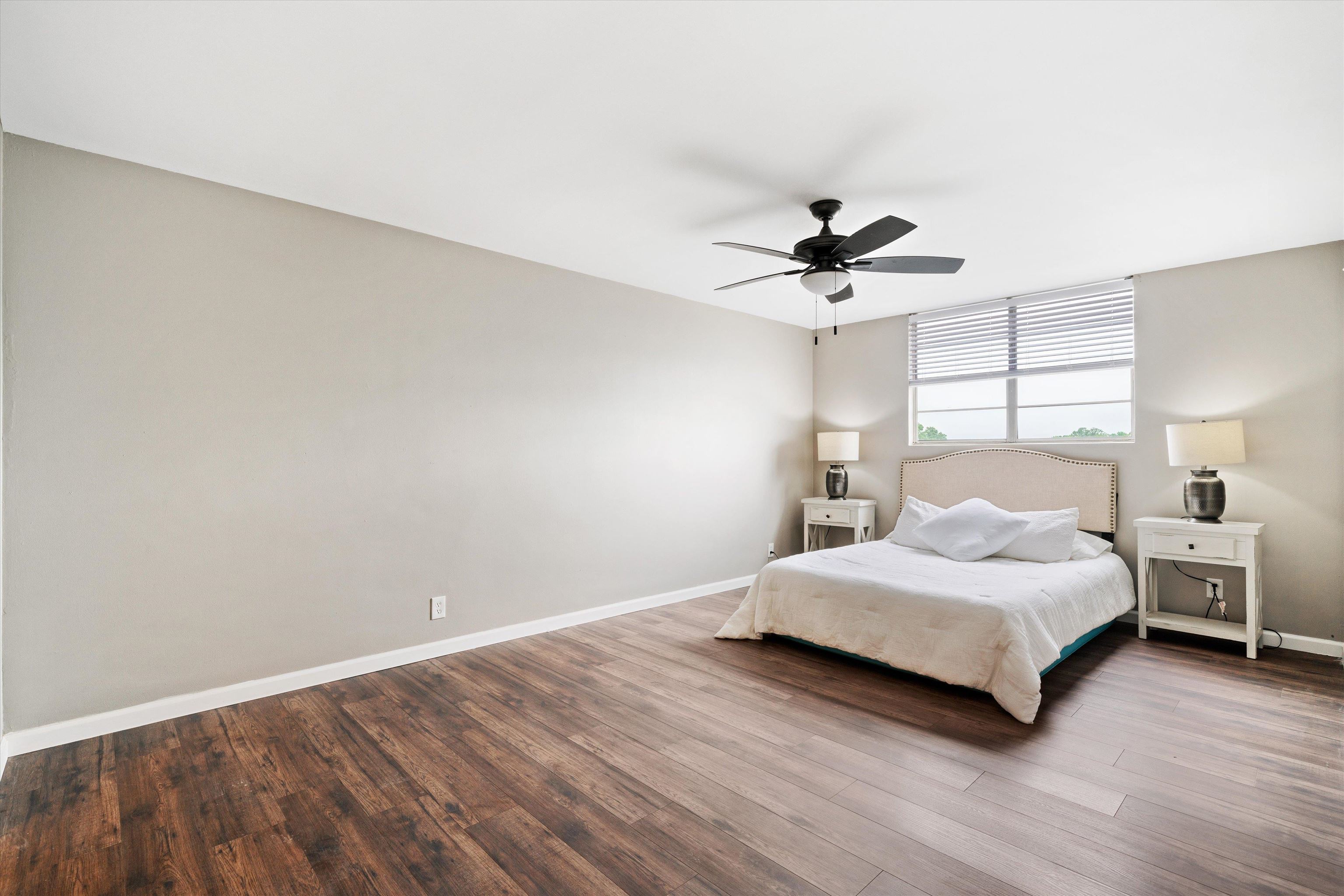 2277 UNION AVE Unit: 606