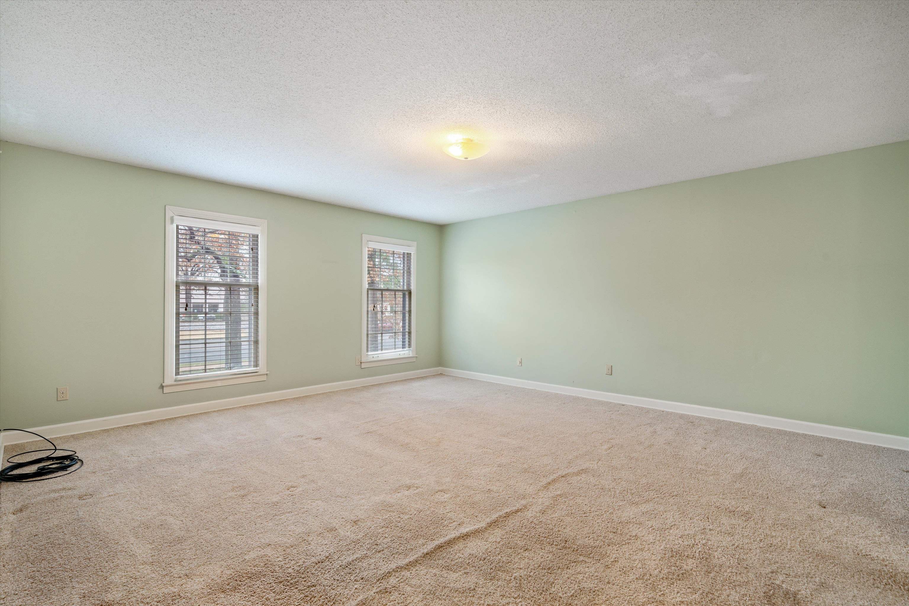 6643 POPLAR PIKE