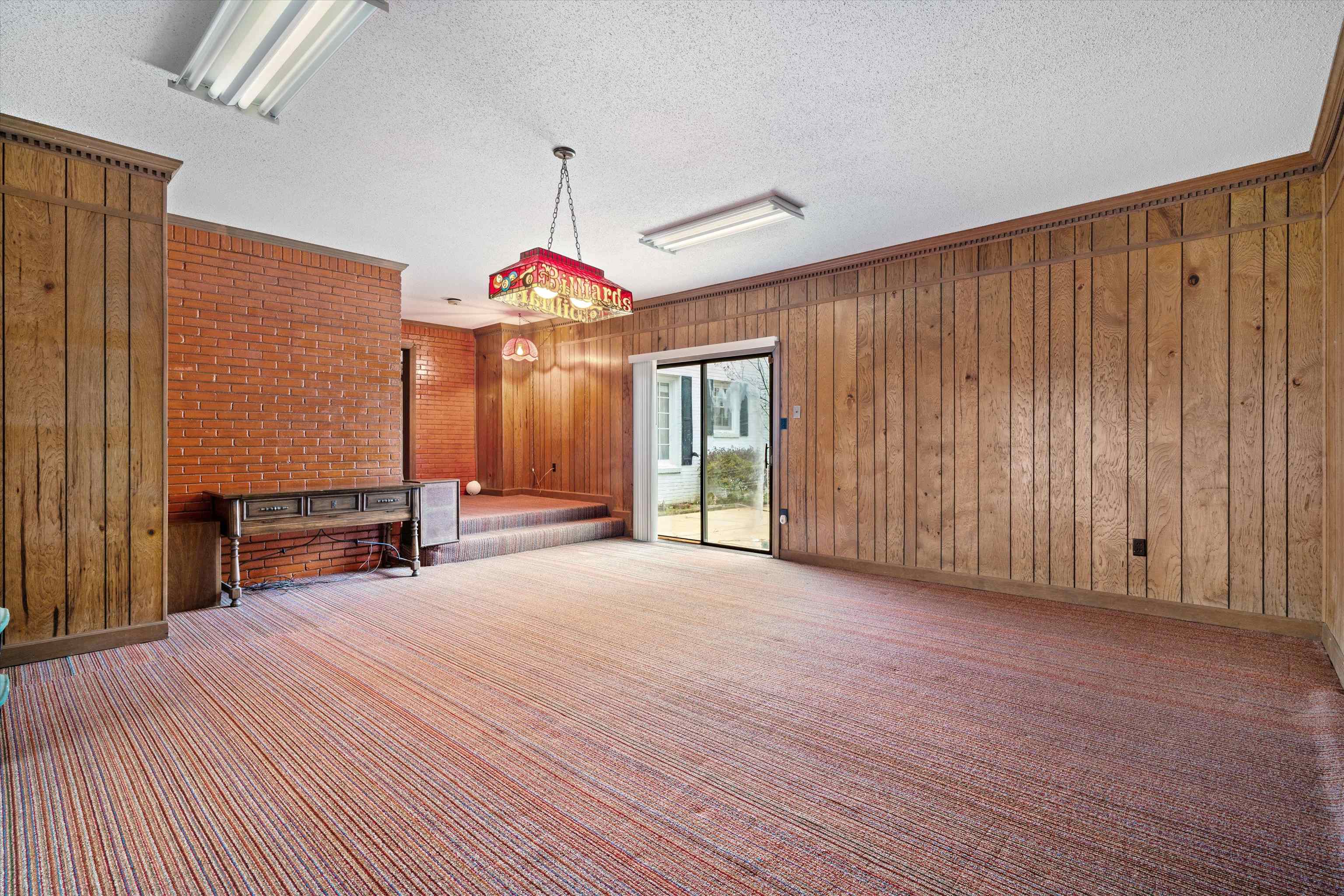 6643 POPLAR PIKE