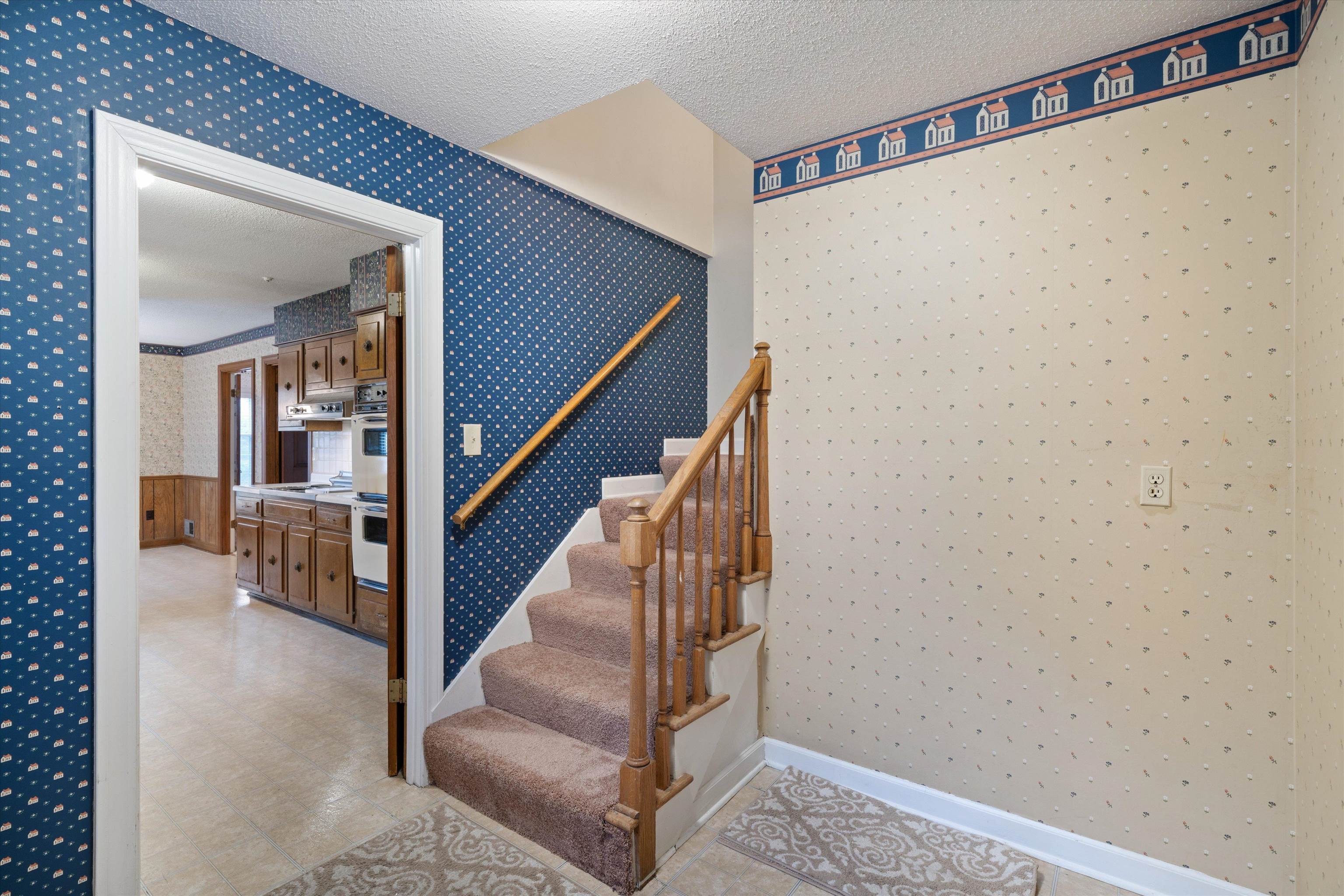 6643 POPLAR PIKE