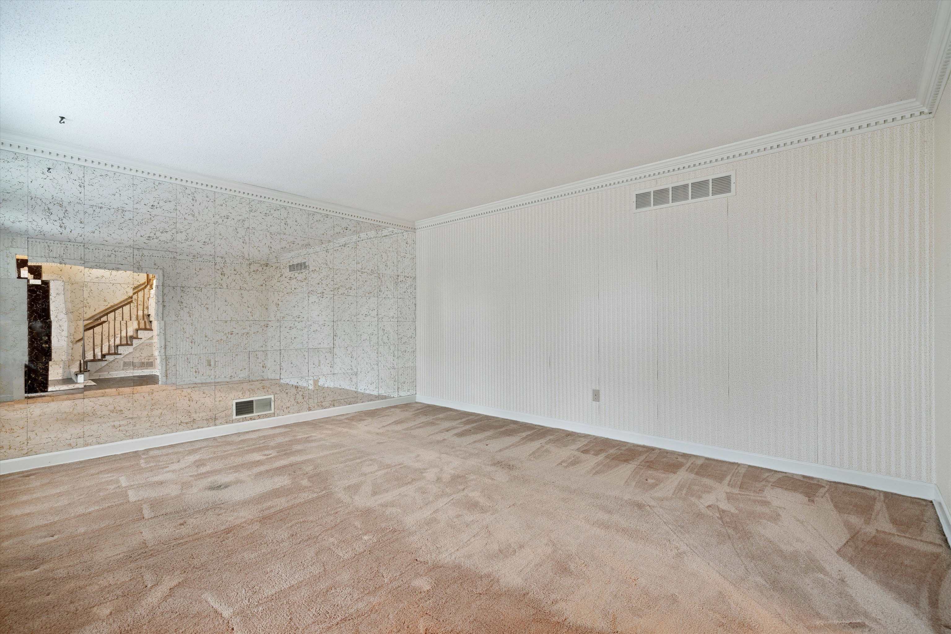 6643 POPLAR PIKE