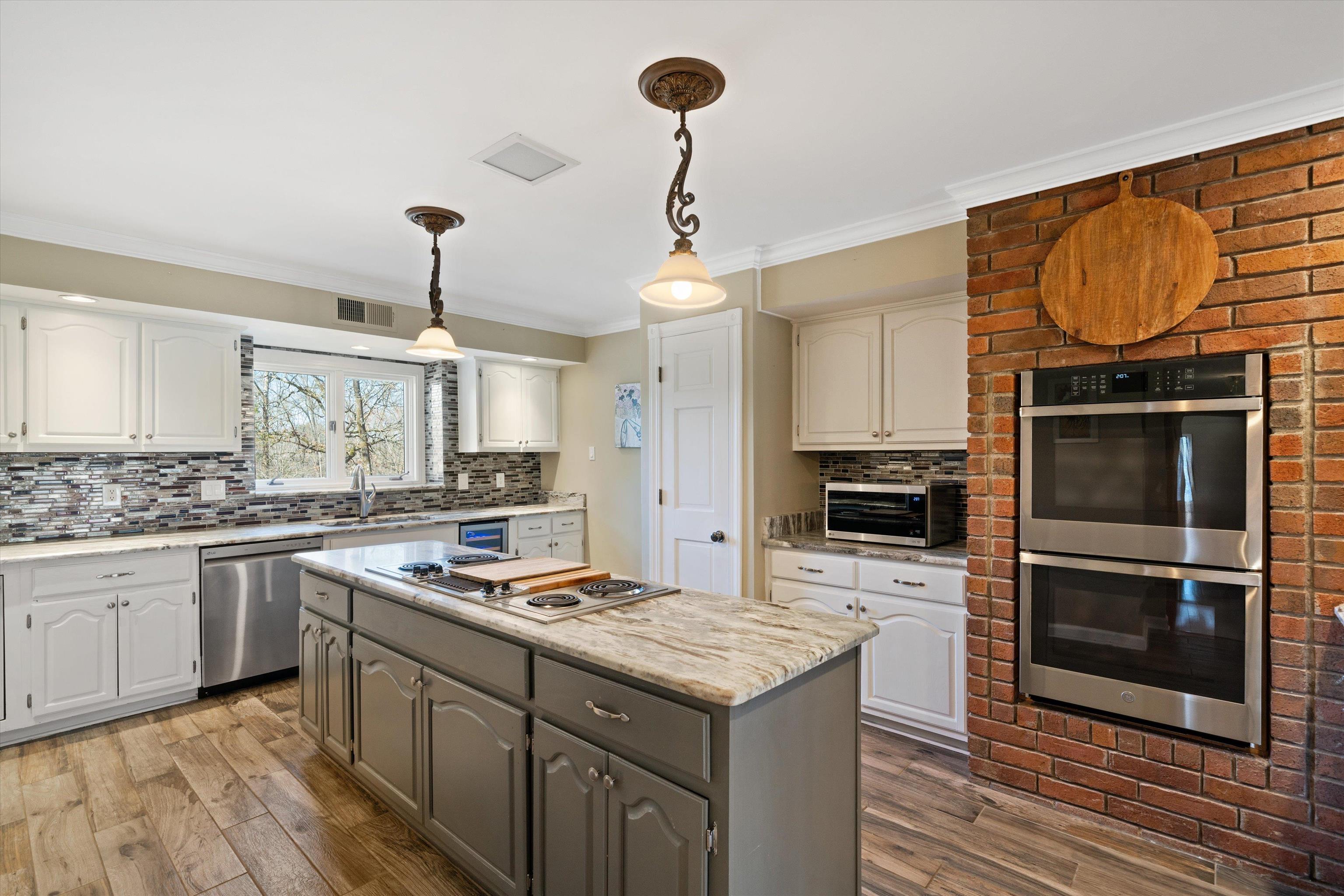 2345 N REID-HOOKER RD N