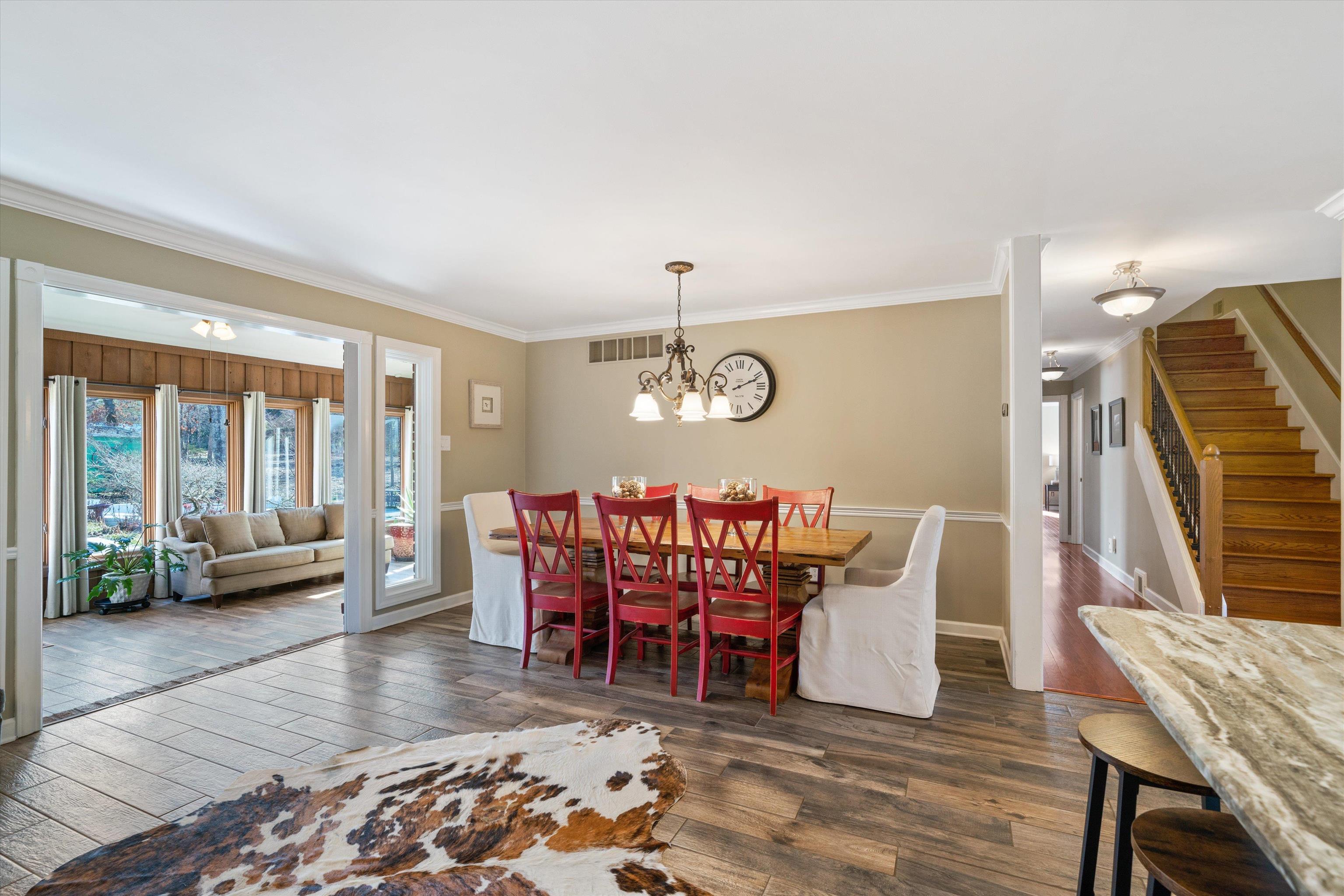 2345 N REID-HOOKER RD N
