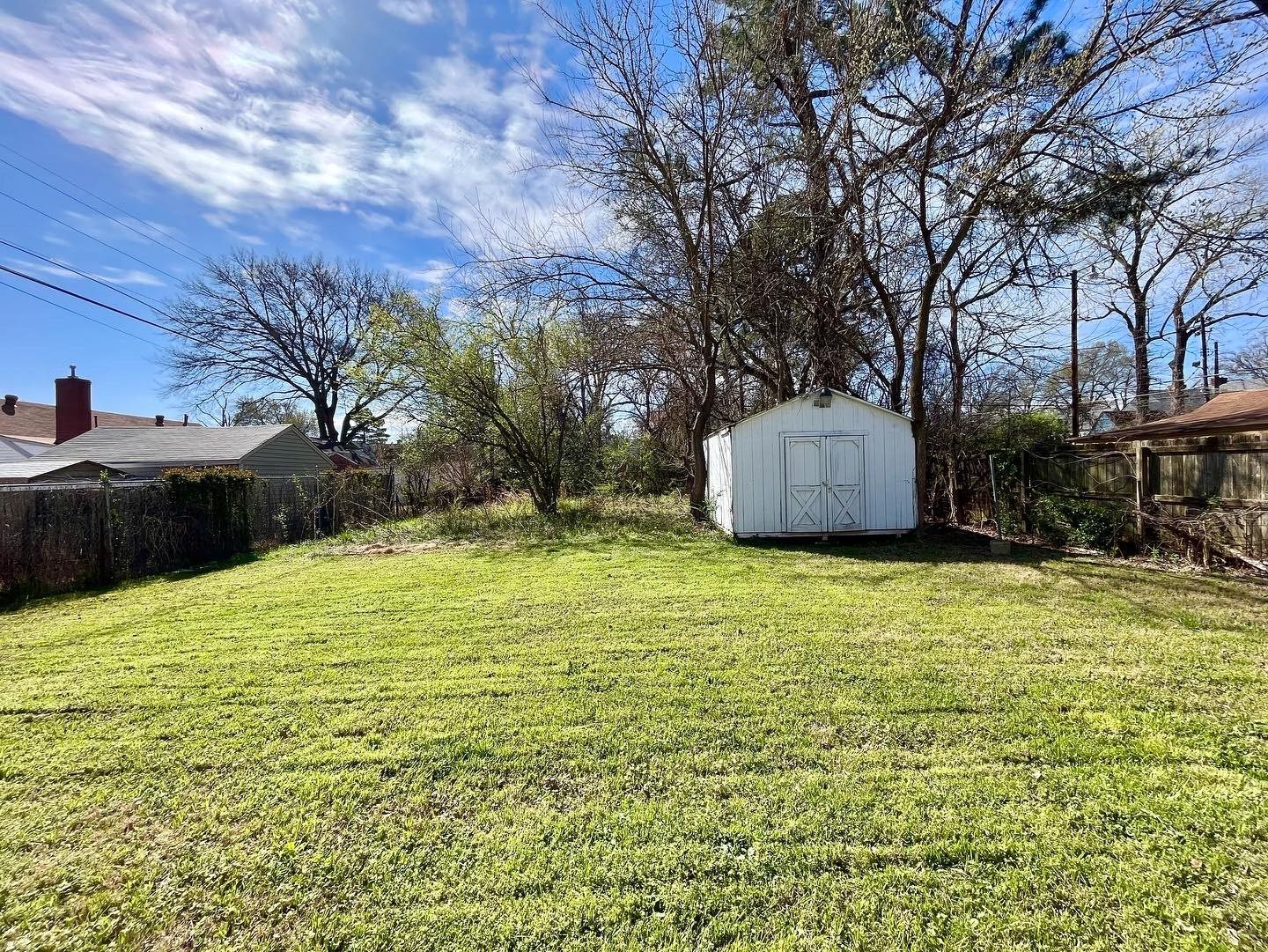 1611 N MICHELLE CIR