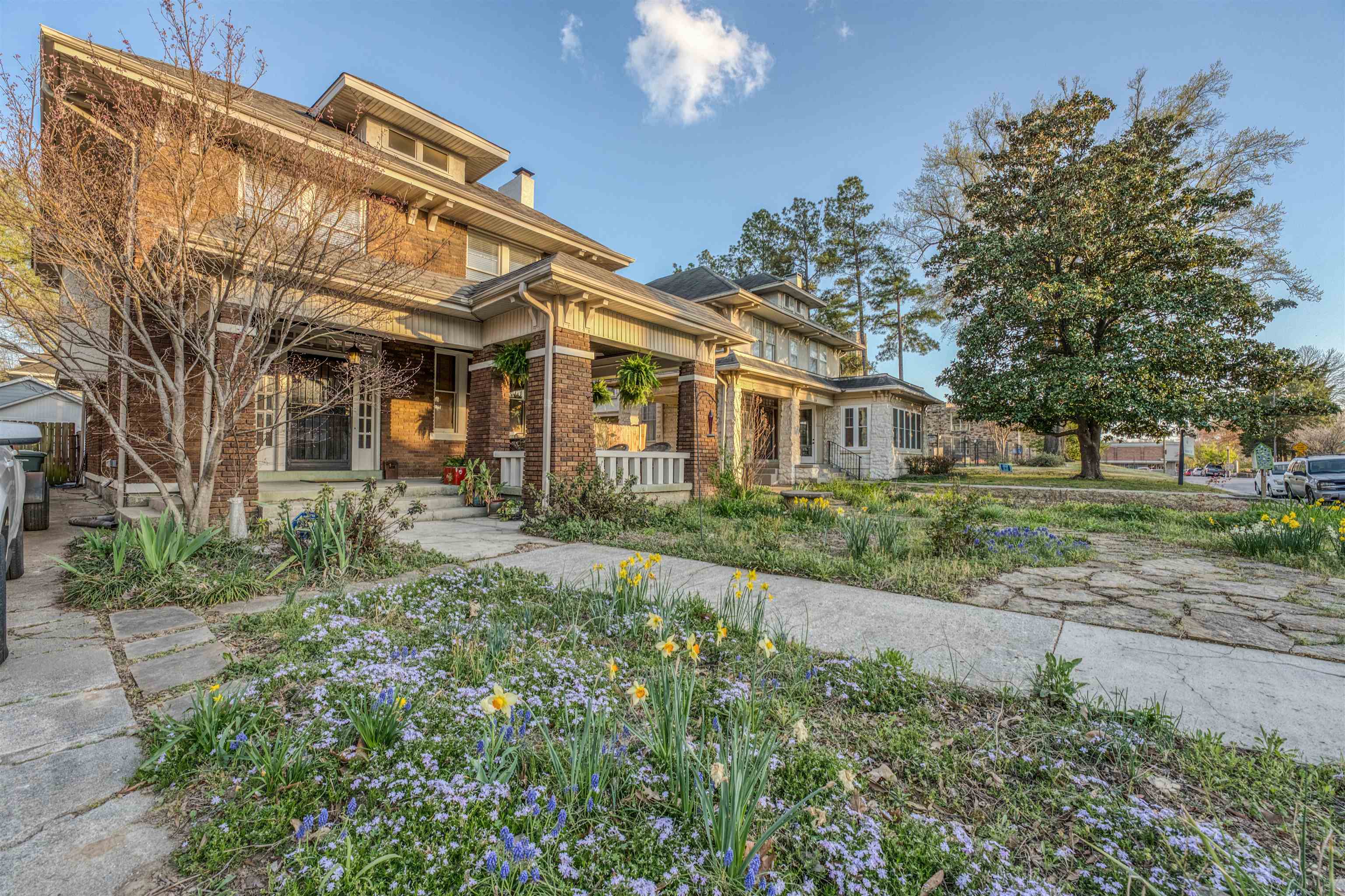 24 S EVERGREEN ST