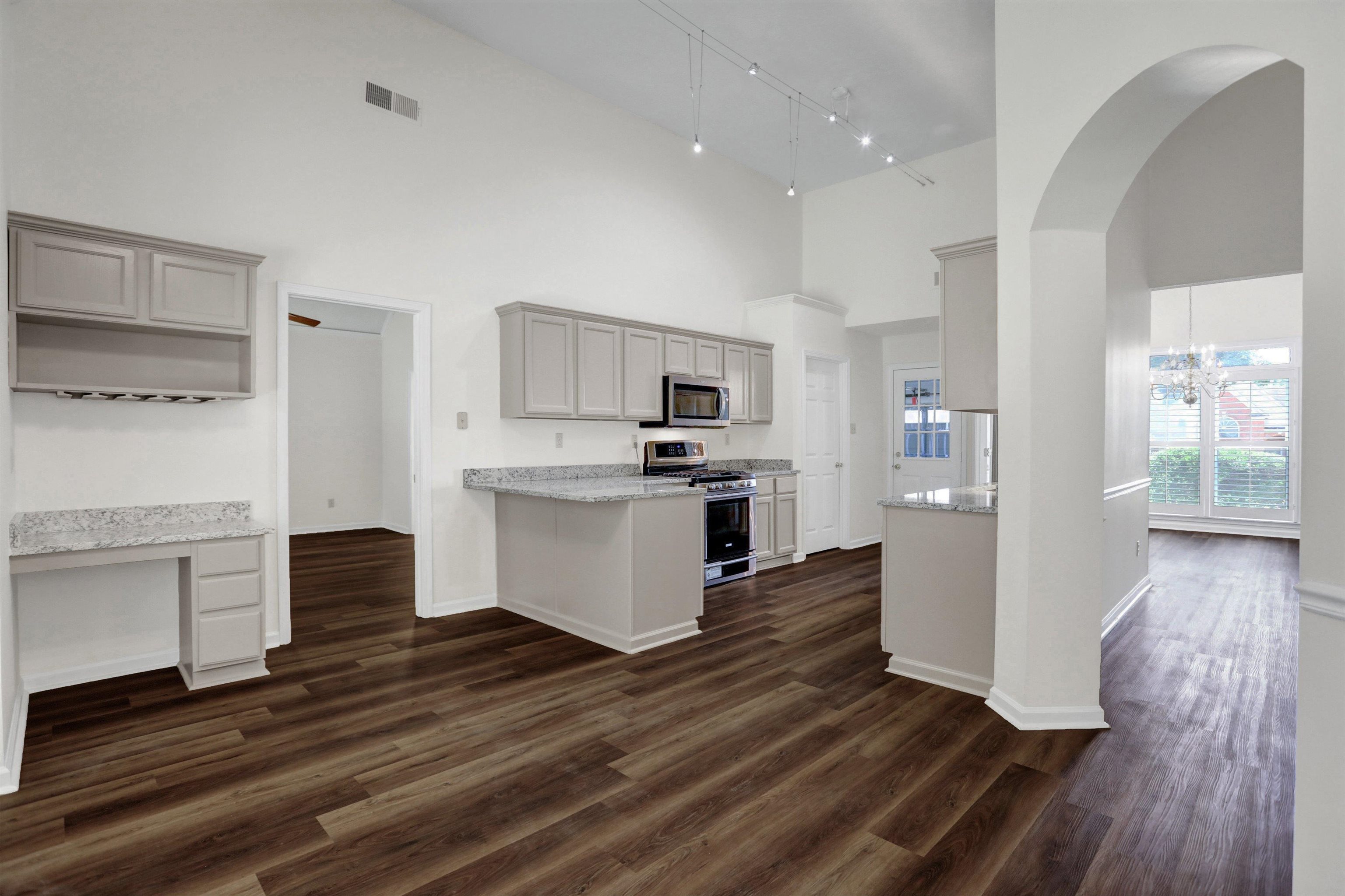8924 E CARROLLWOOD LN