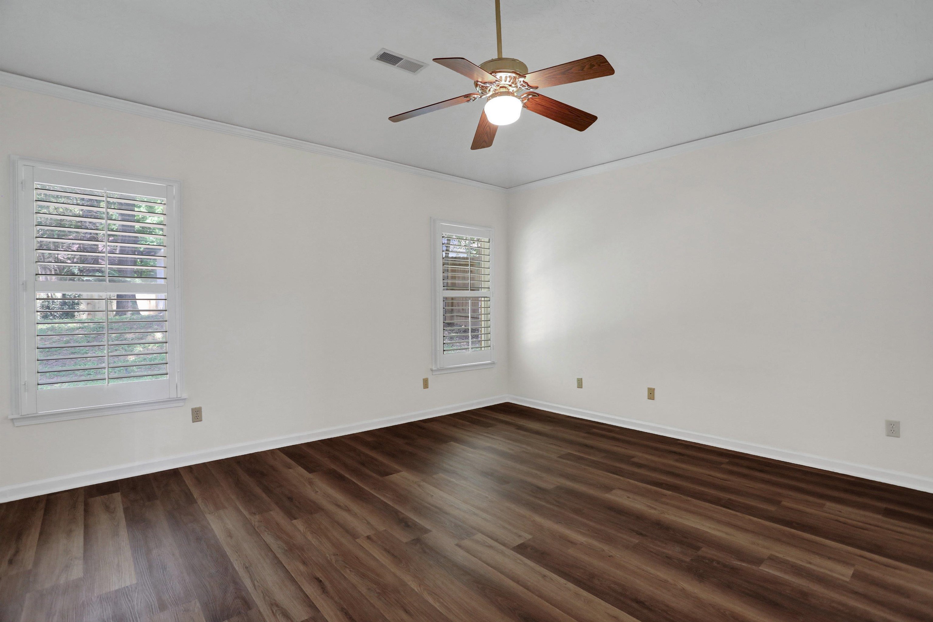8924 E CARROLLWOOD LN
