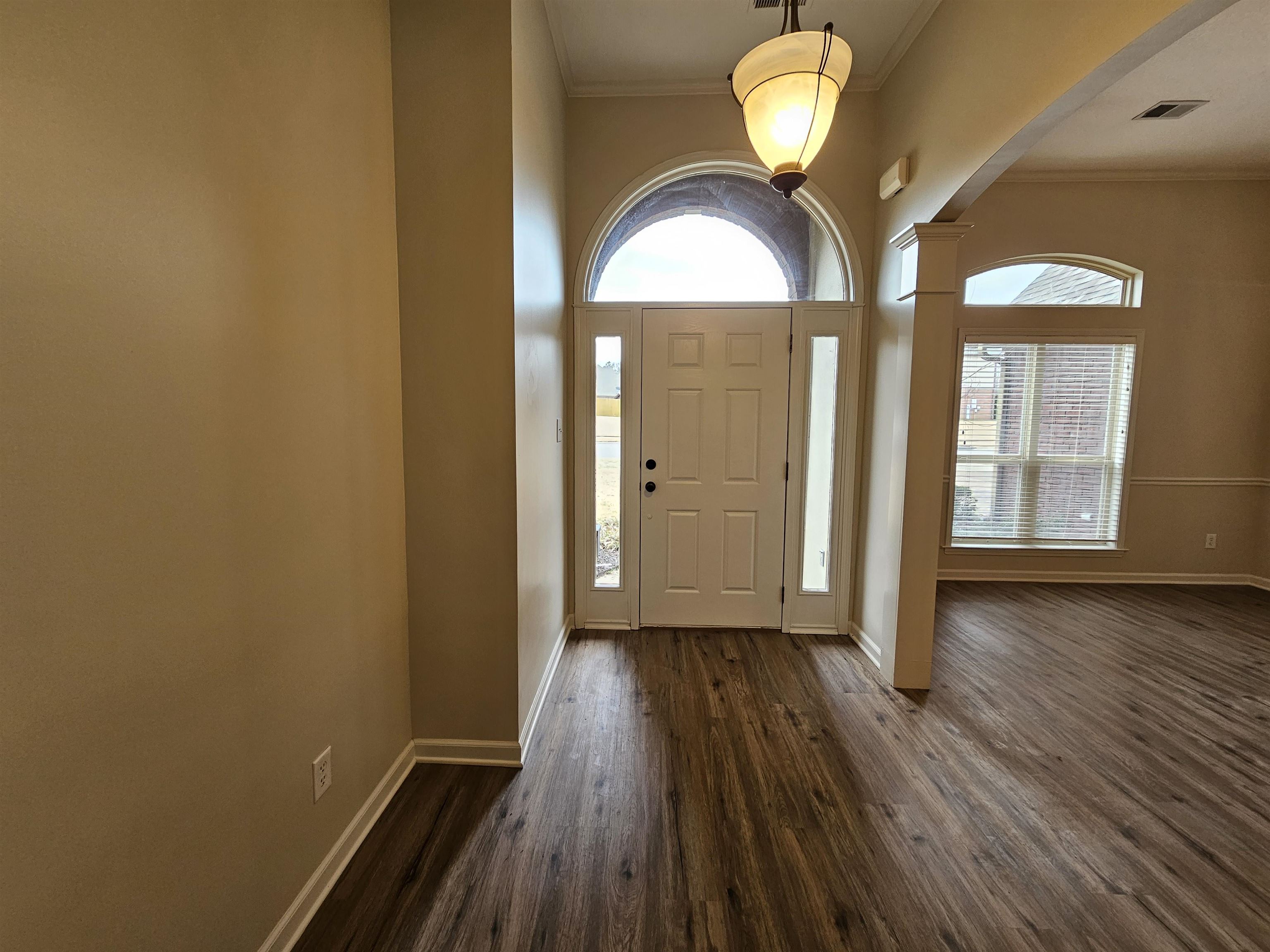 10474 TAOS TRAIL DR