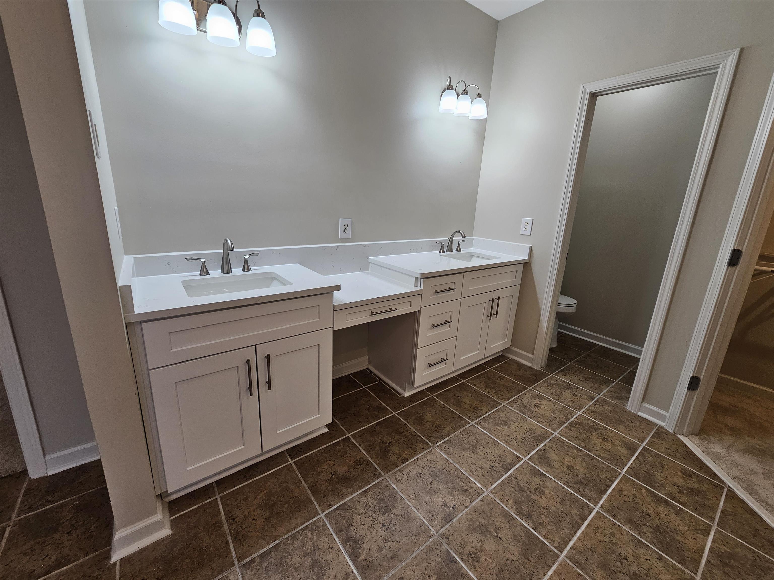 10474 TAOS TRAIL DR