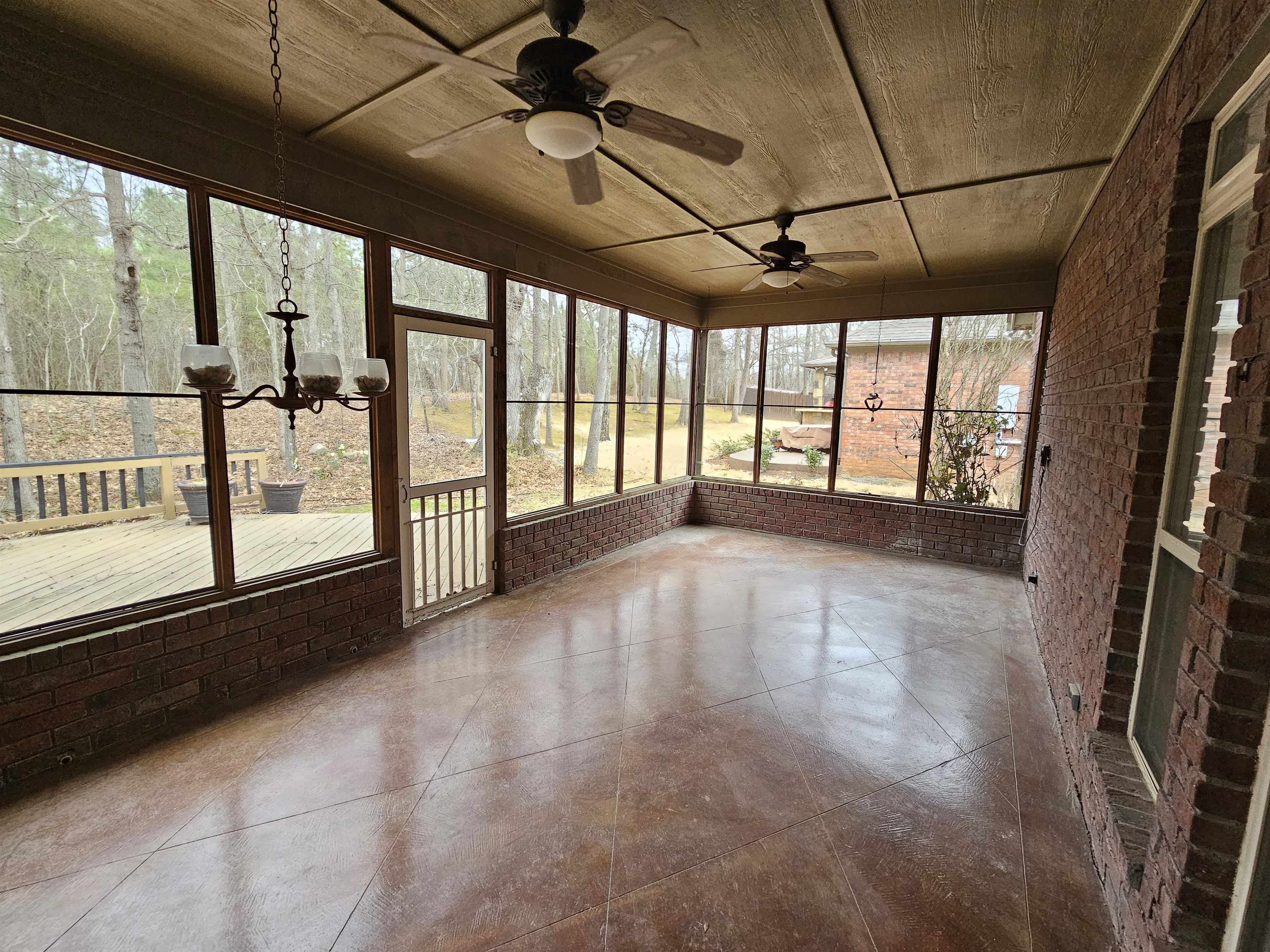 10474 TAOS TRAIL DR