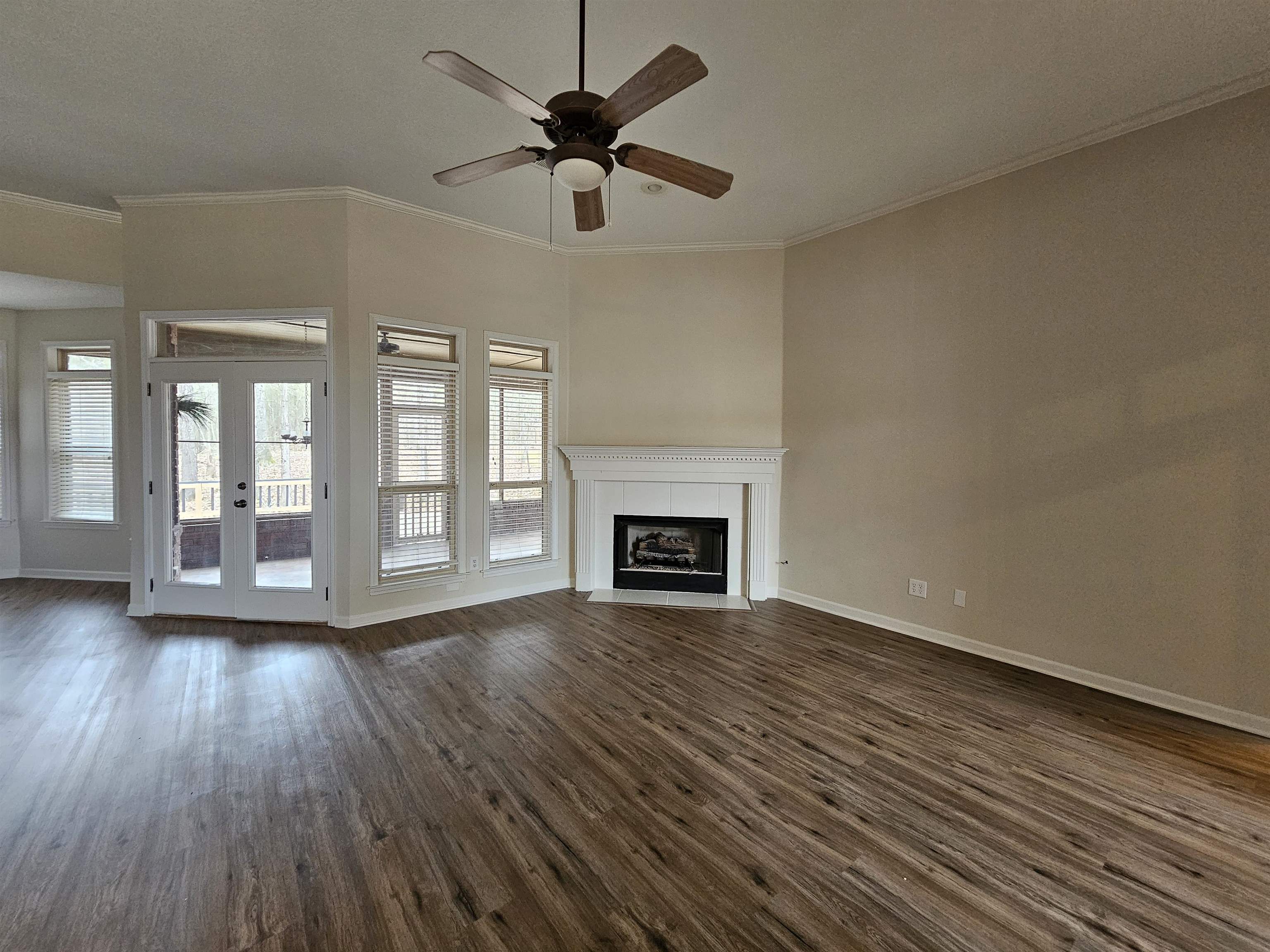 10474 TAOS TRAIL DR