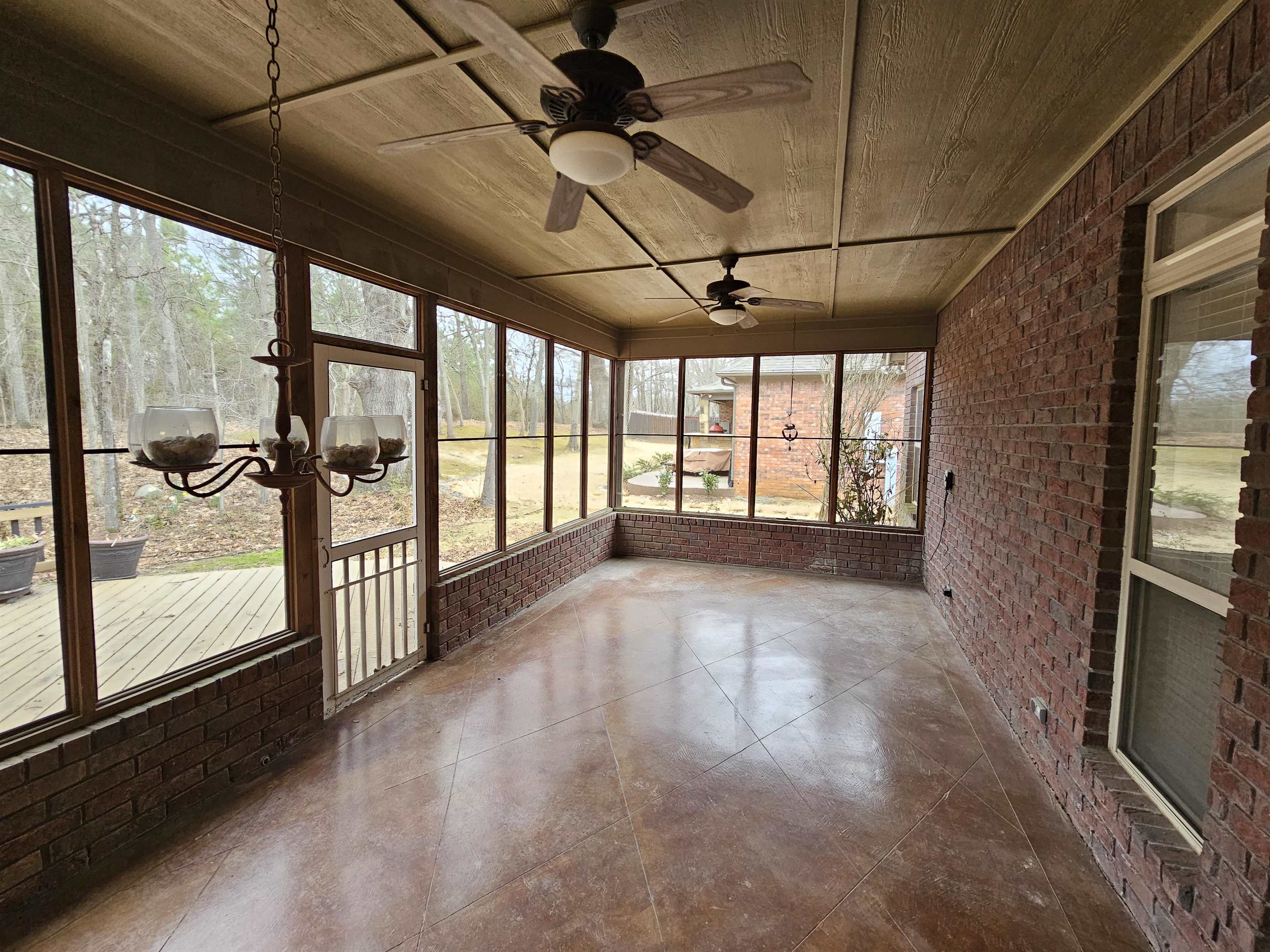 10474 TAOS TRAIL DR