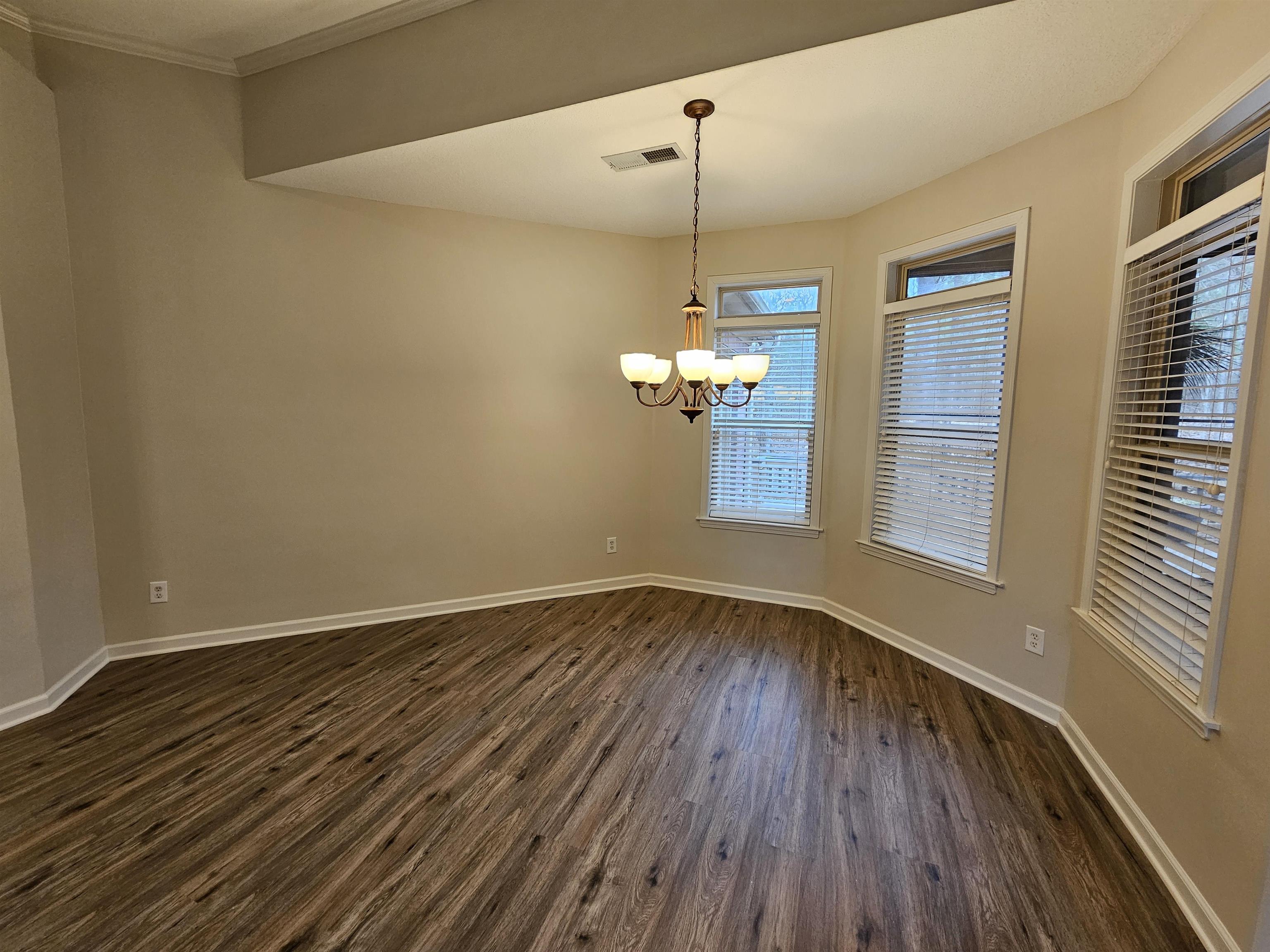 10474 TAOS TRAIL DR