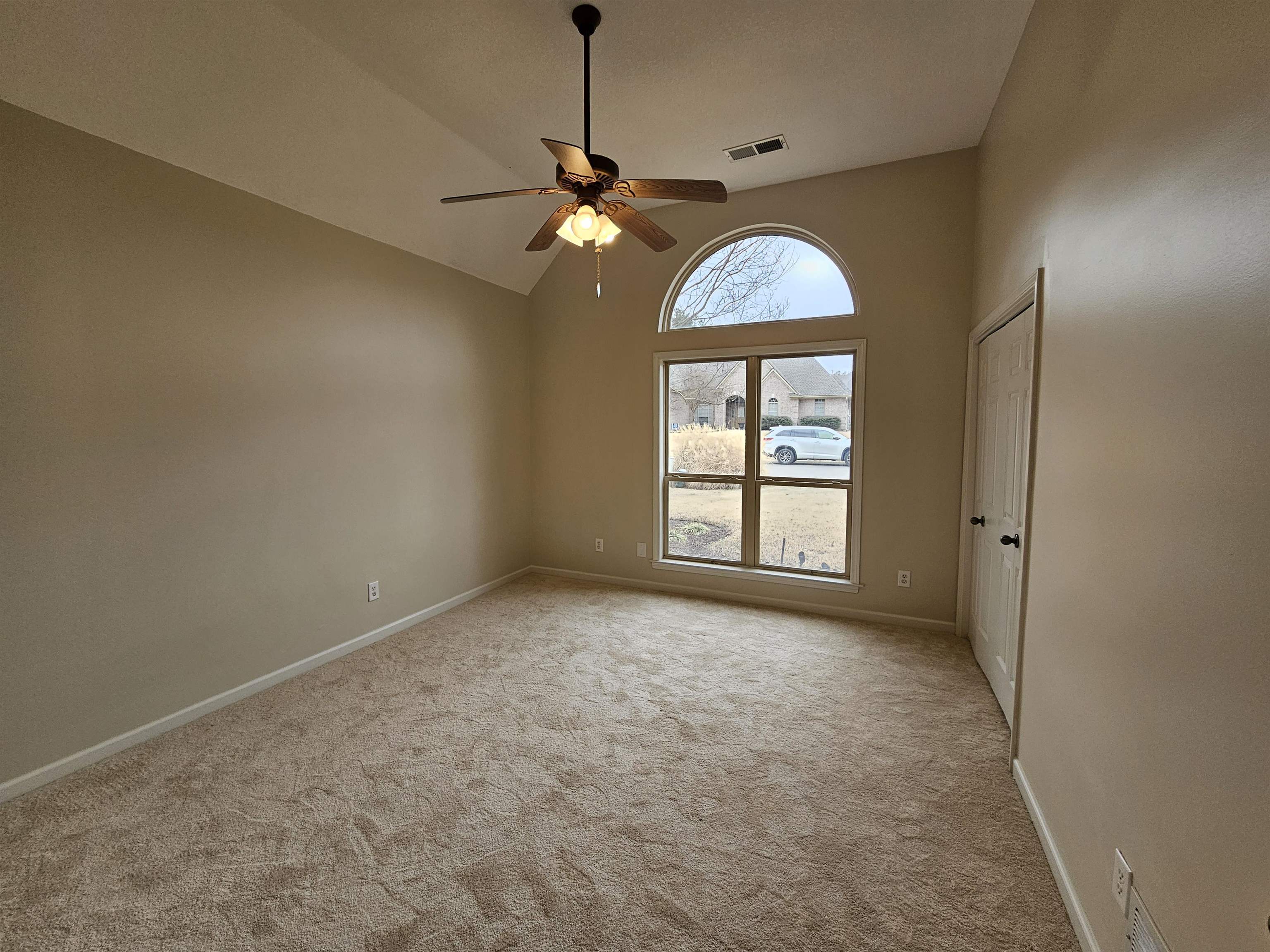 10474 TAOS TRAIL DR