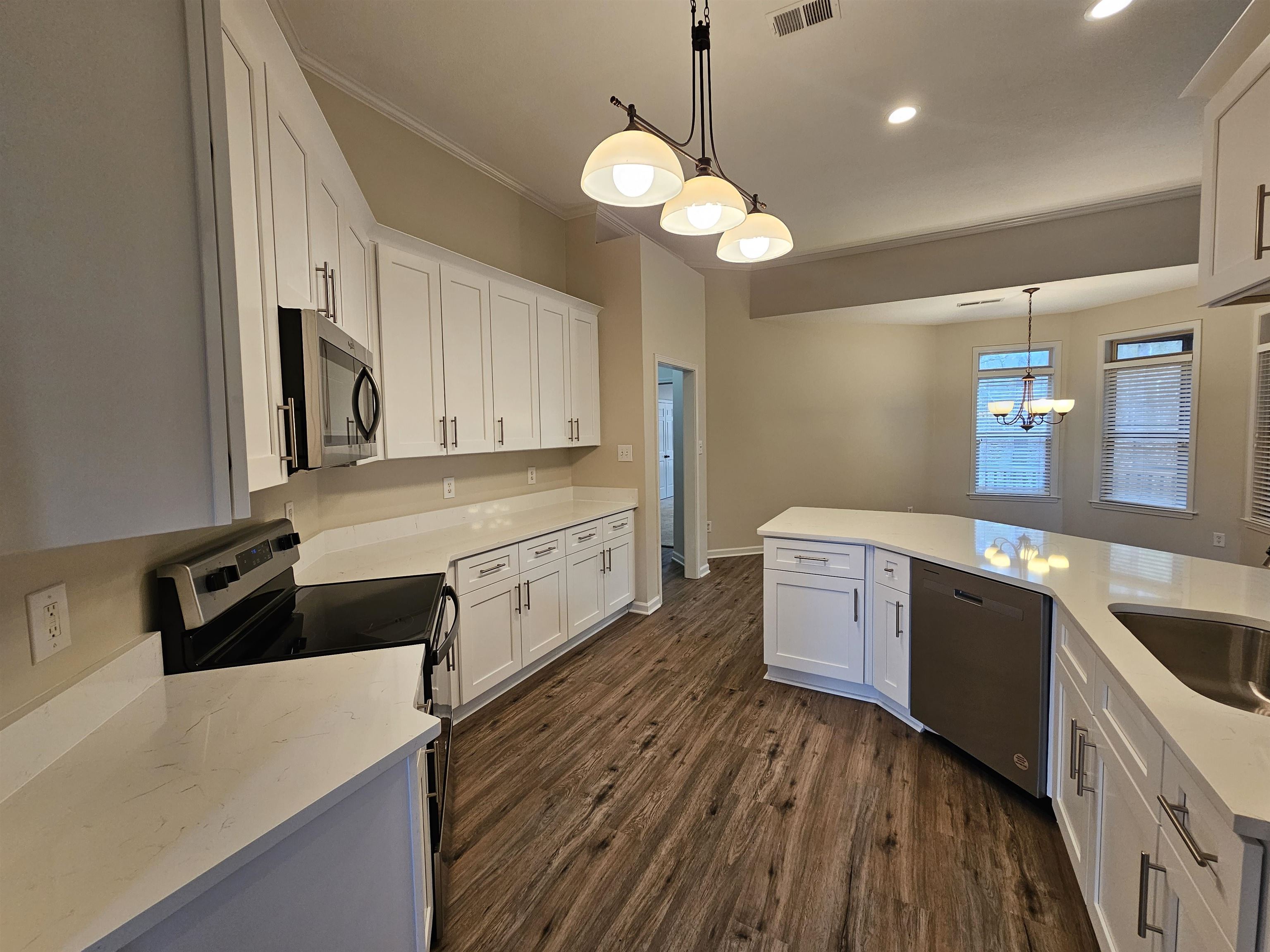 10474 TAOS TRAIL DR