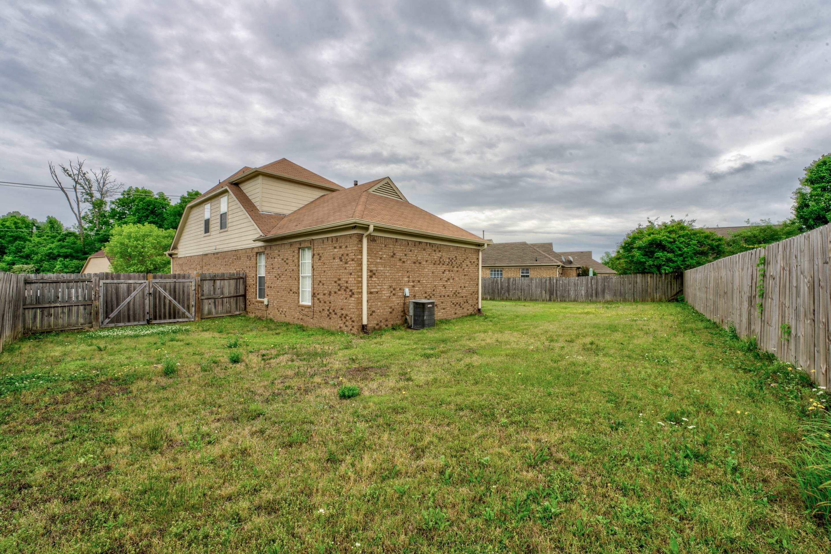 12149 LONGLEAF OAK TRL