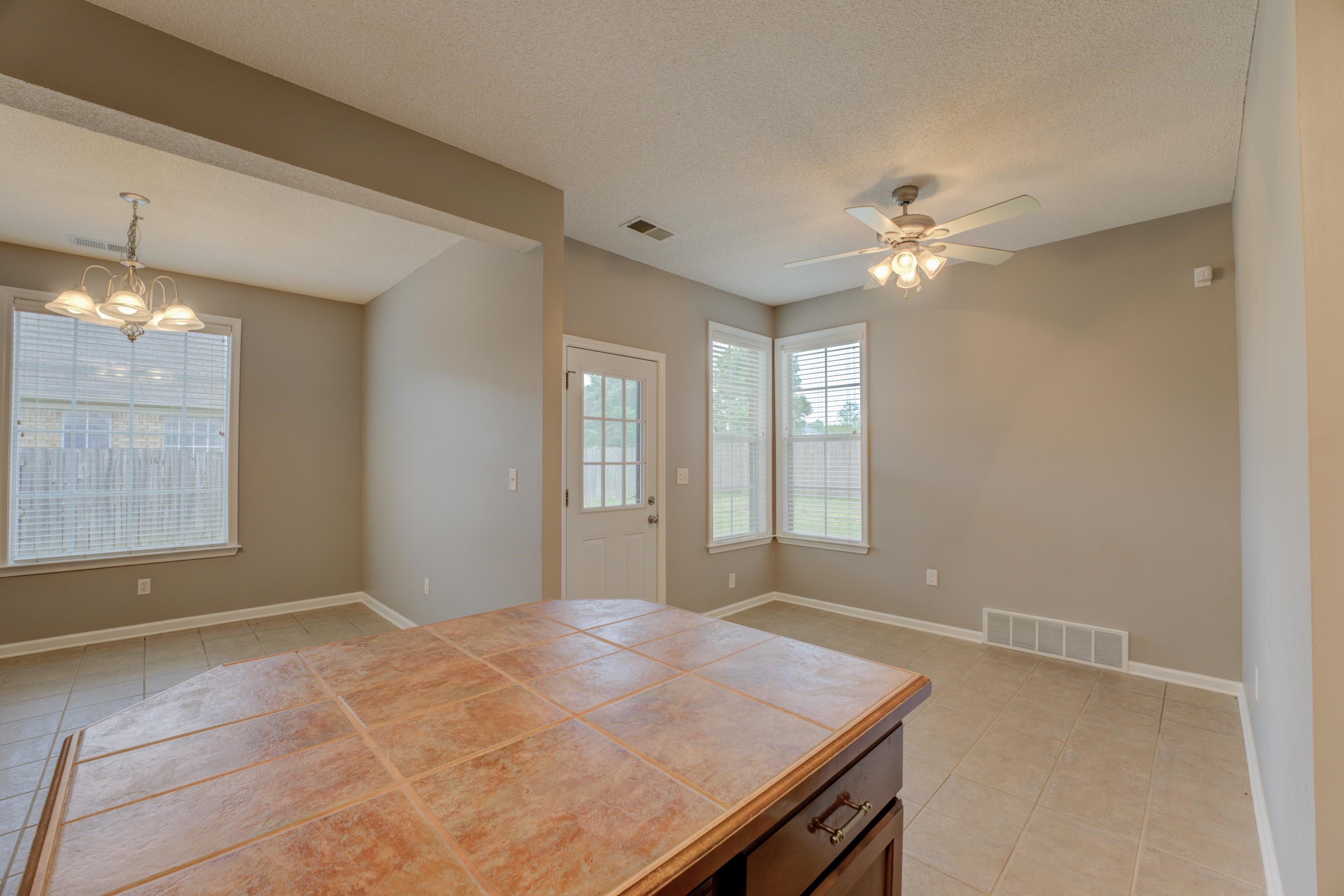 12149 LONGLEAF OAK TRL