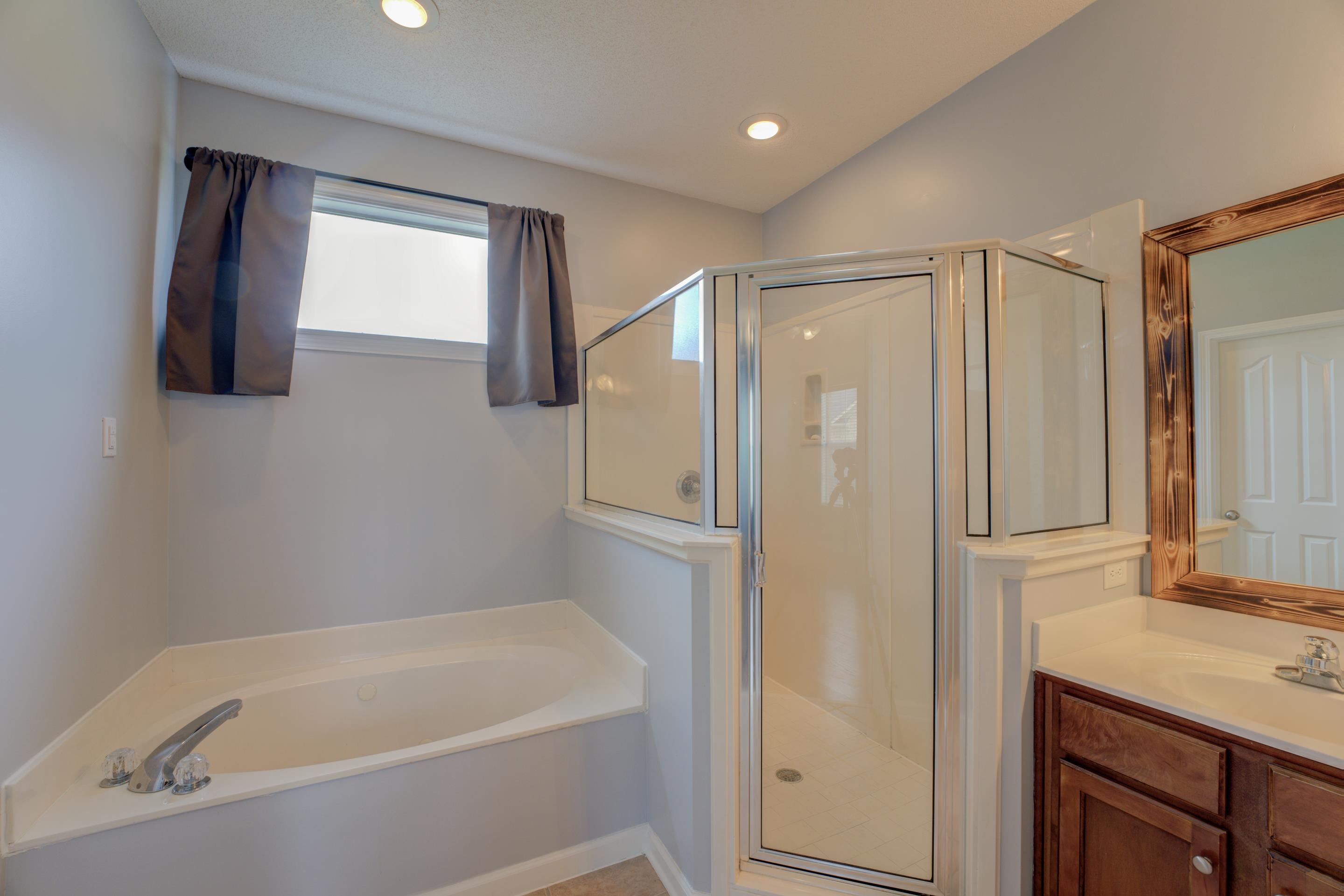 12149 LONGLEAF OAK TRL