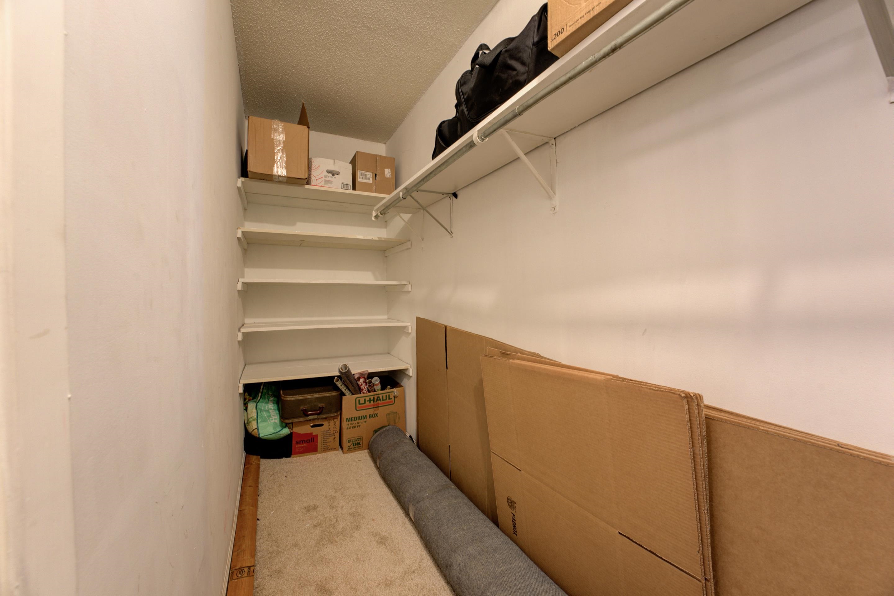 1934 ALLENBY RD Unit: 7