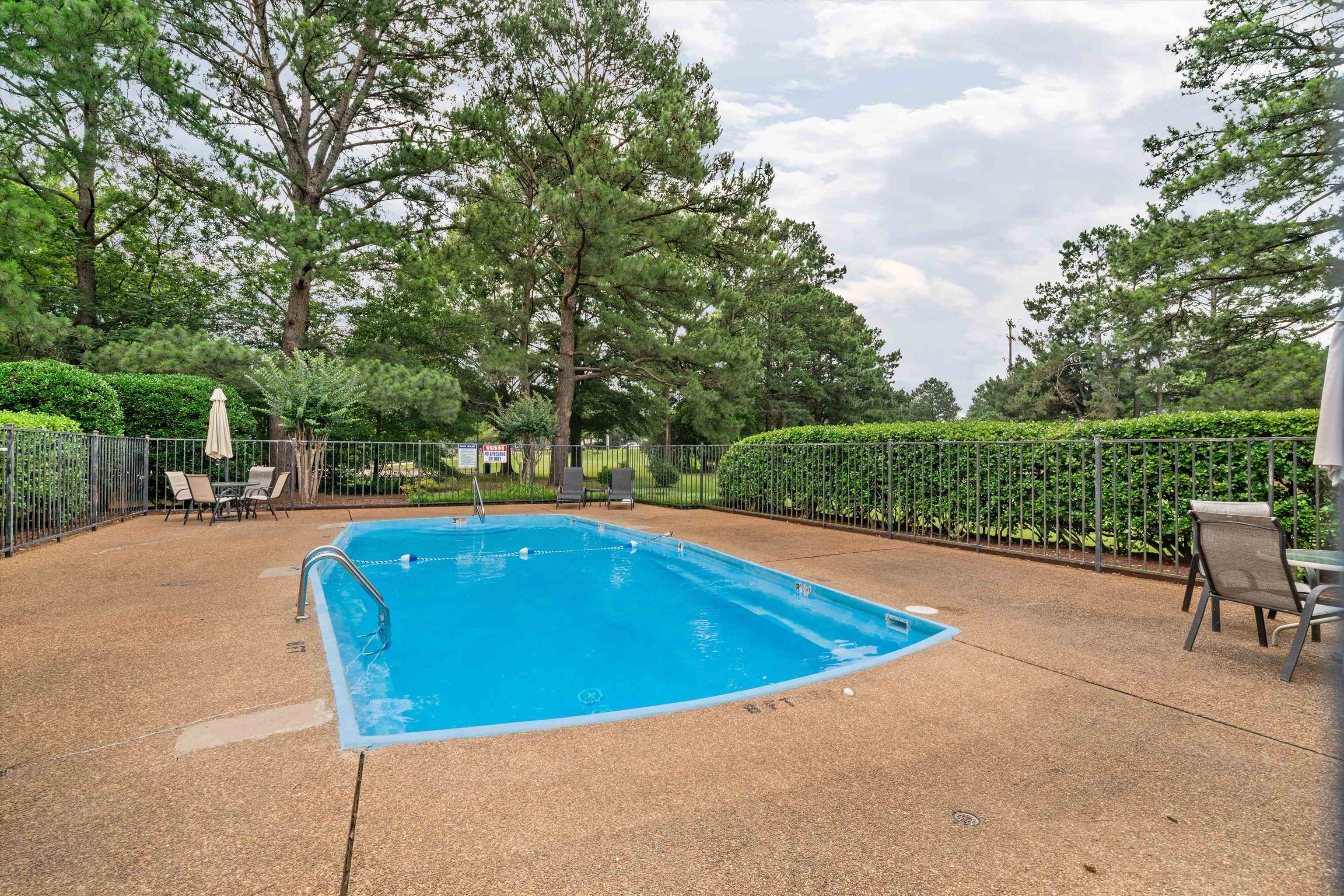 1854 PARK TRAIL DR Unit: 1854