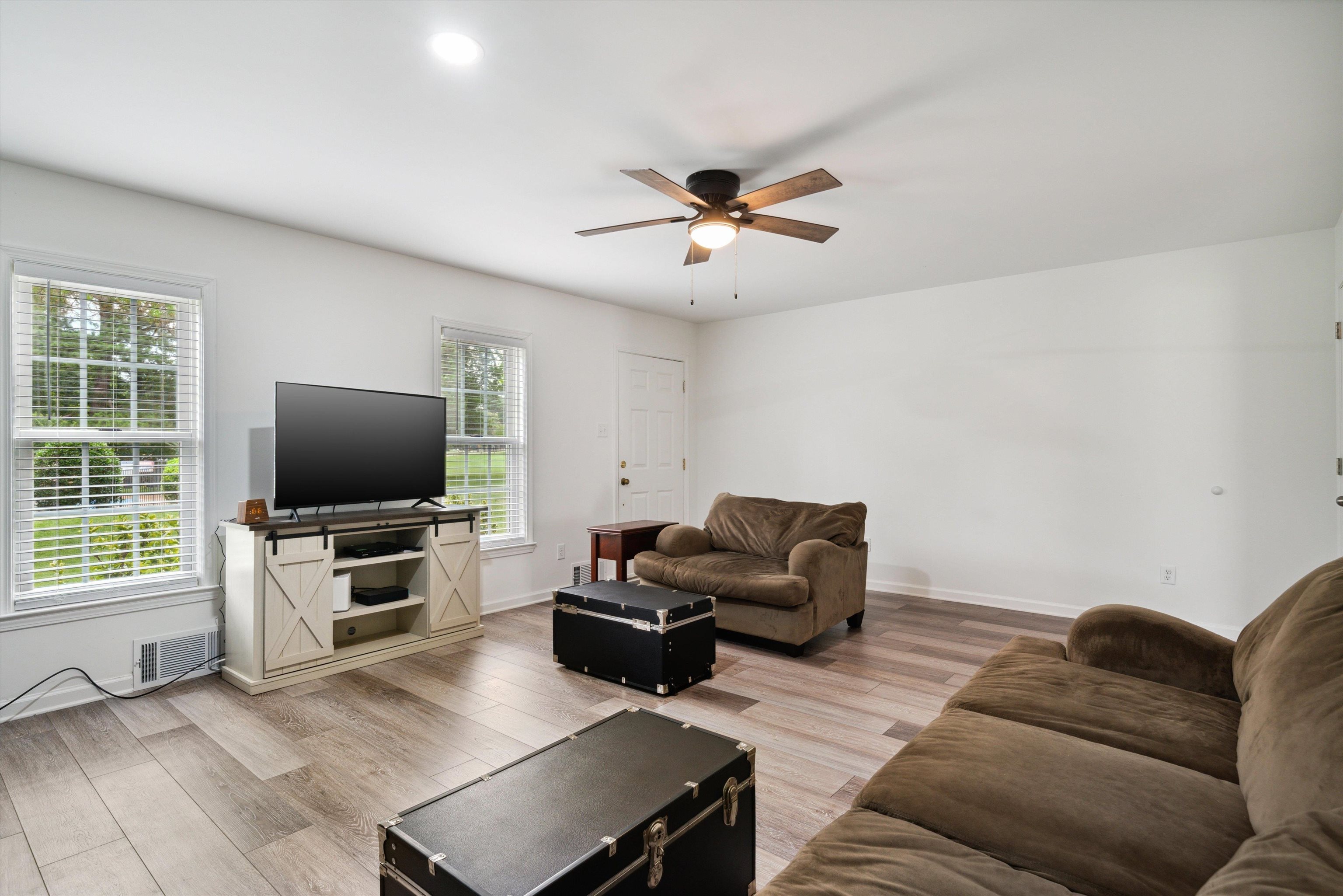 1854 PARK TRAIL DR Unit: 1854