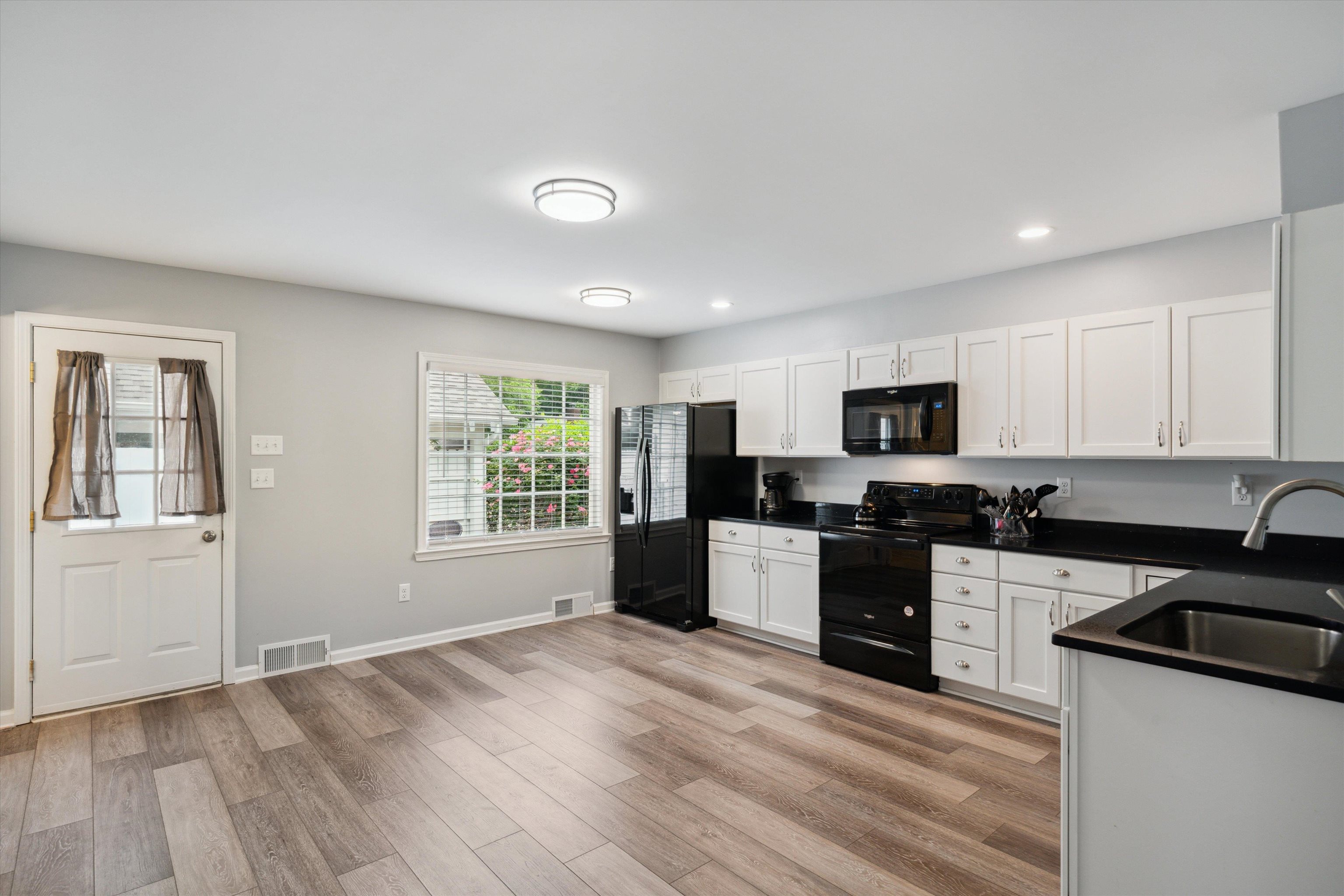 1854 PARK TRAIL DR Unit: 1854