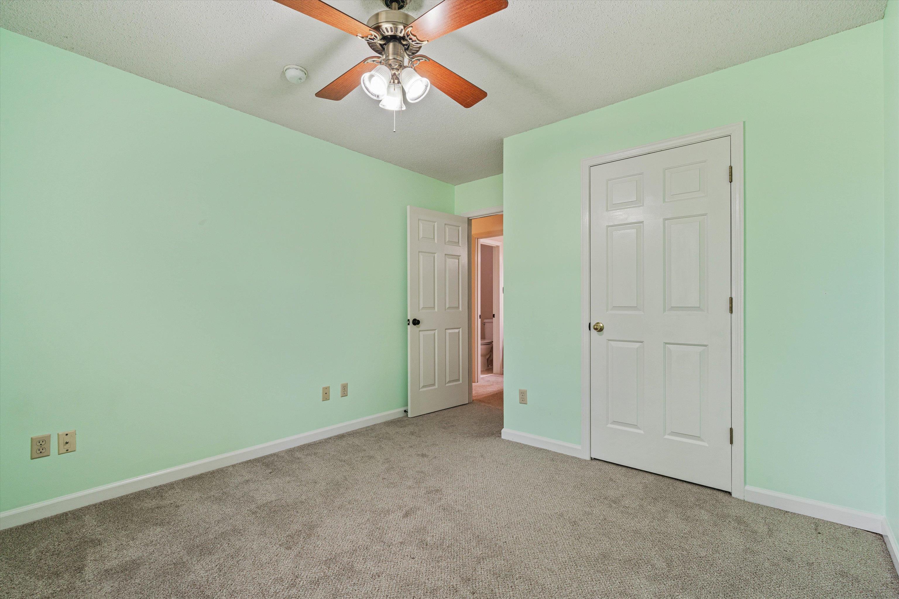 6608 WOODPARK LN