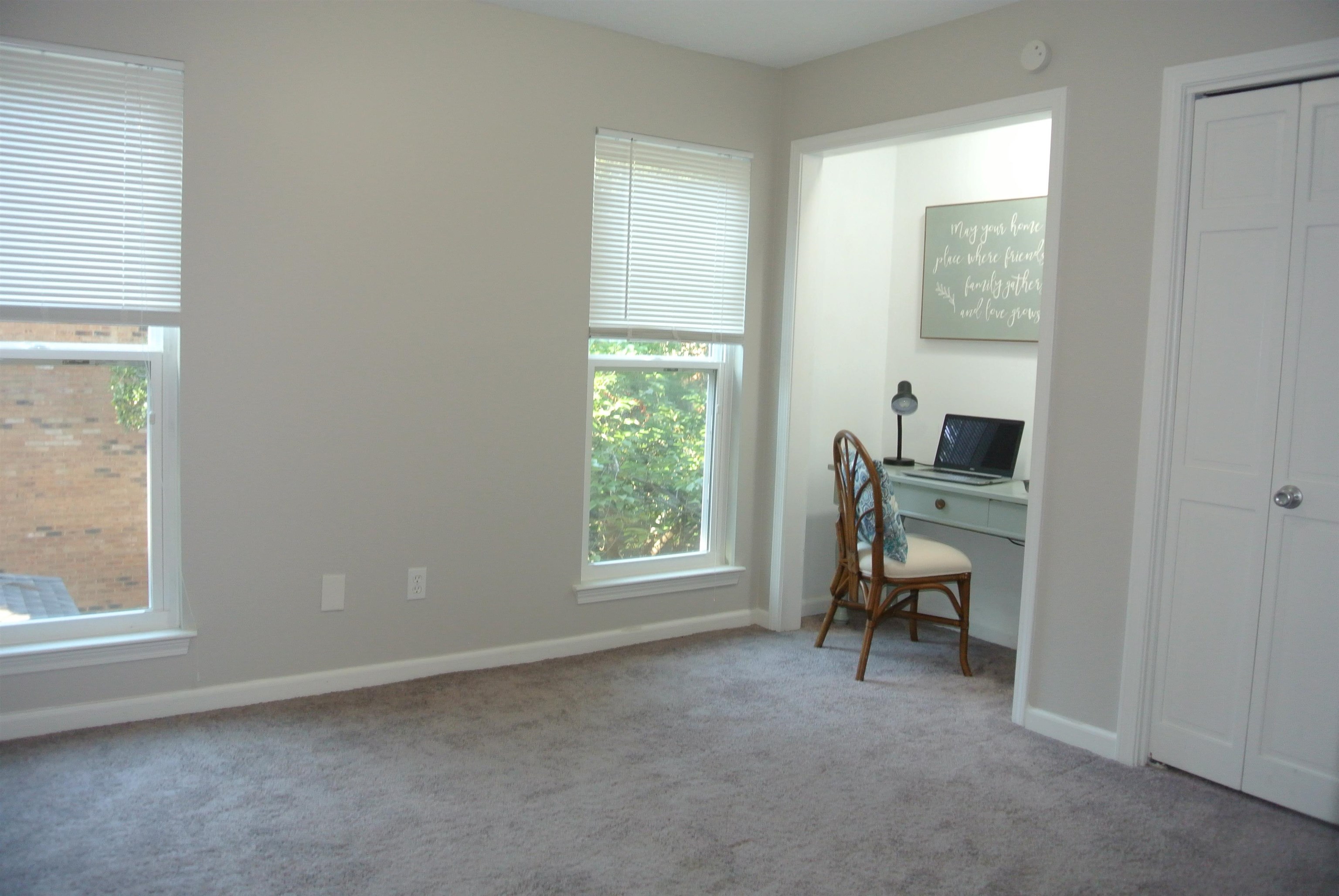 6902 MIDHURST RD Unit: 6902