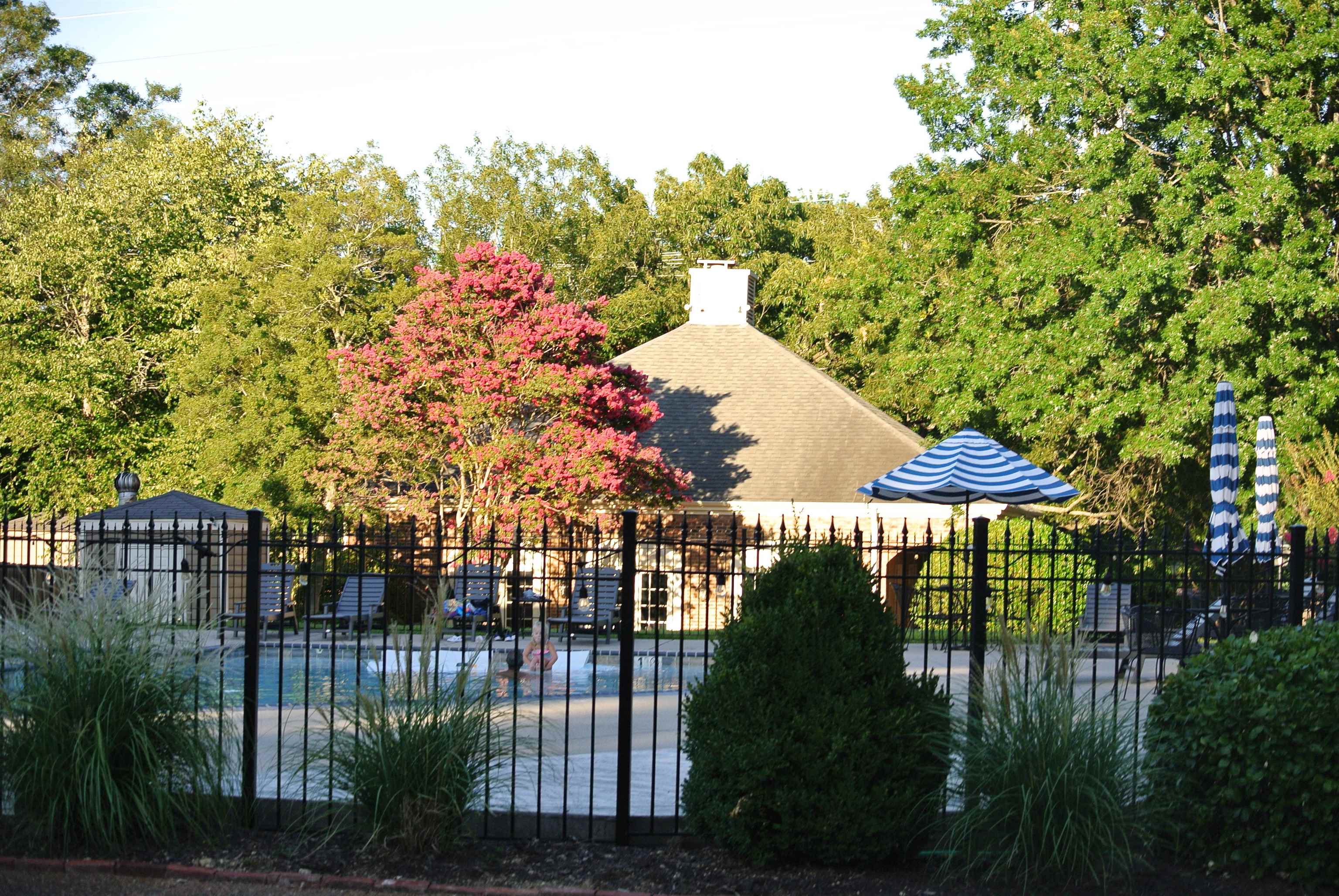 6902 MIDHURST RD Unit: 6902