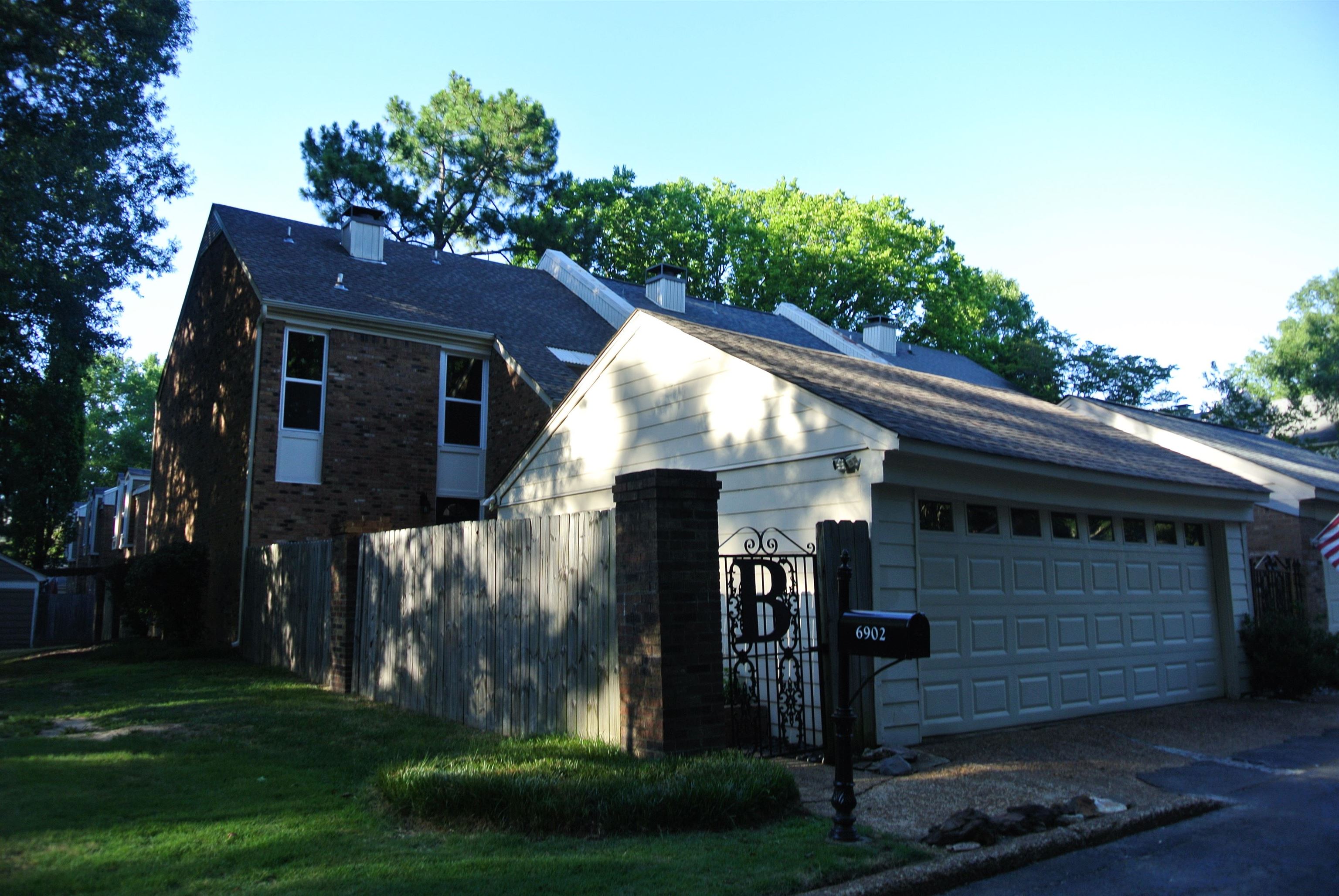 6902 MIDHURST RD Unit: 6902