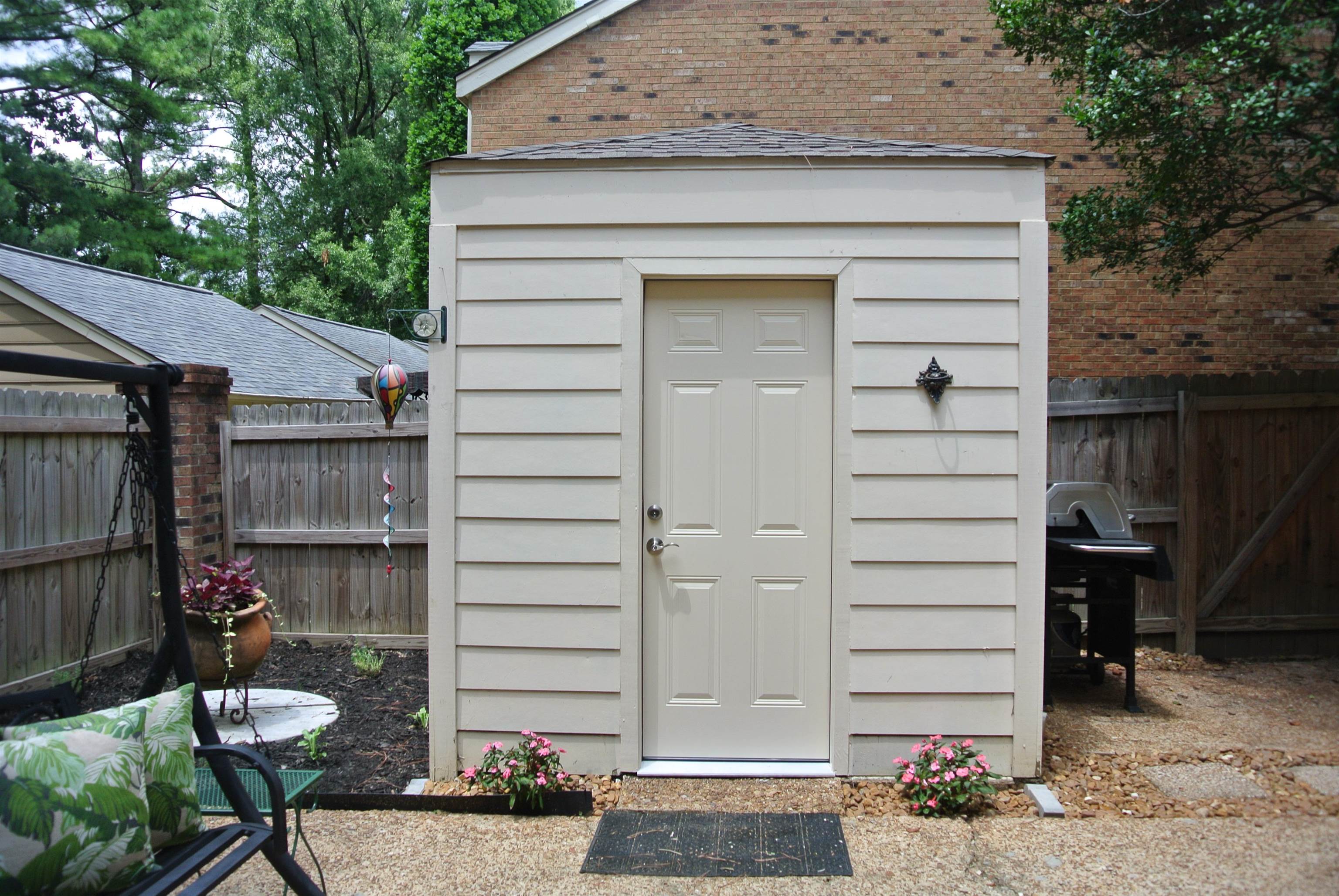 6902 MIDHURST RD Unit: 6902