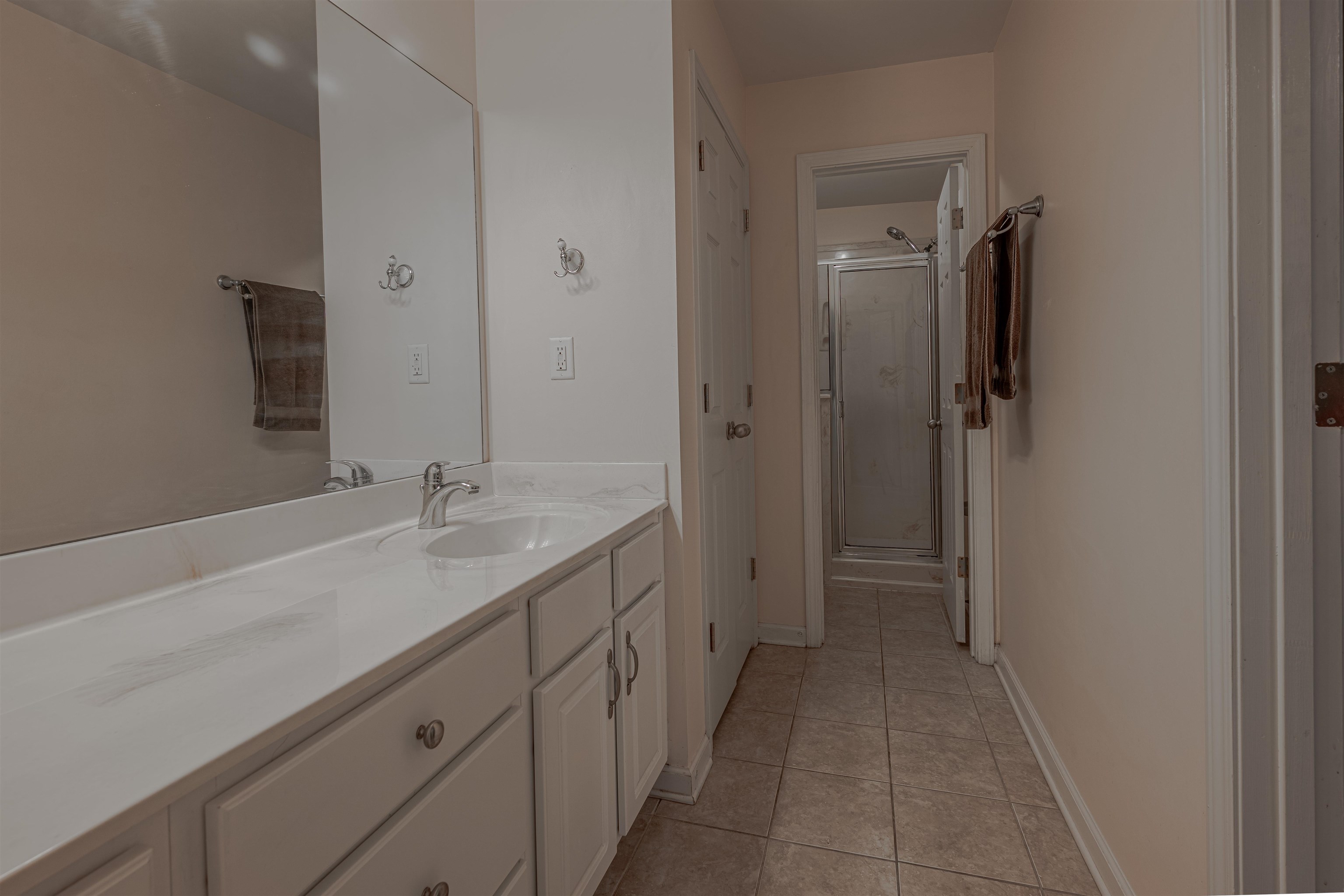 1105 W MONTEBELLO CIR