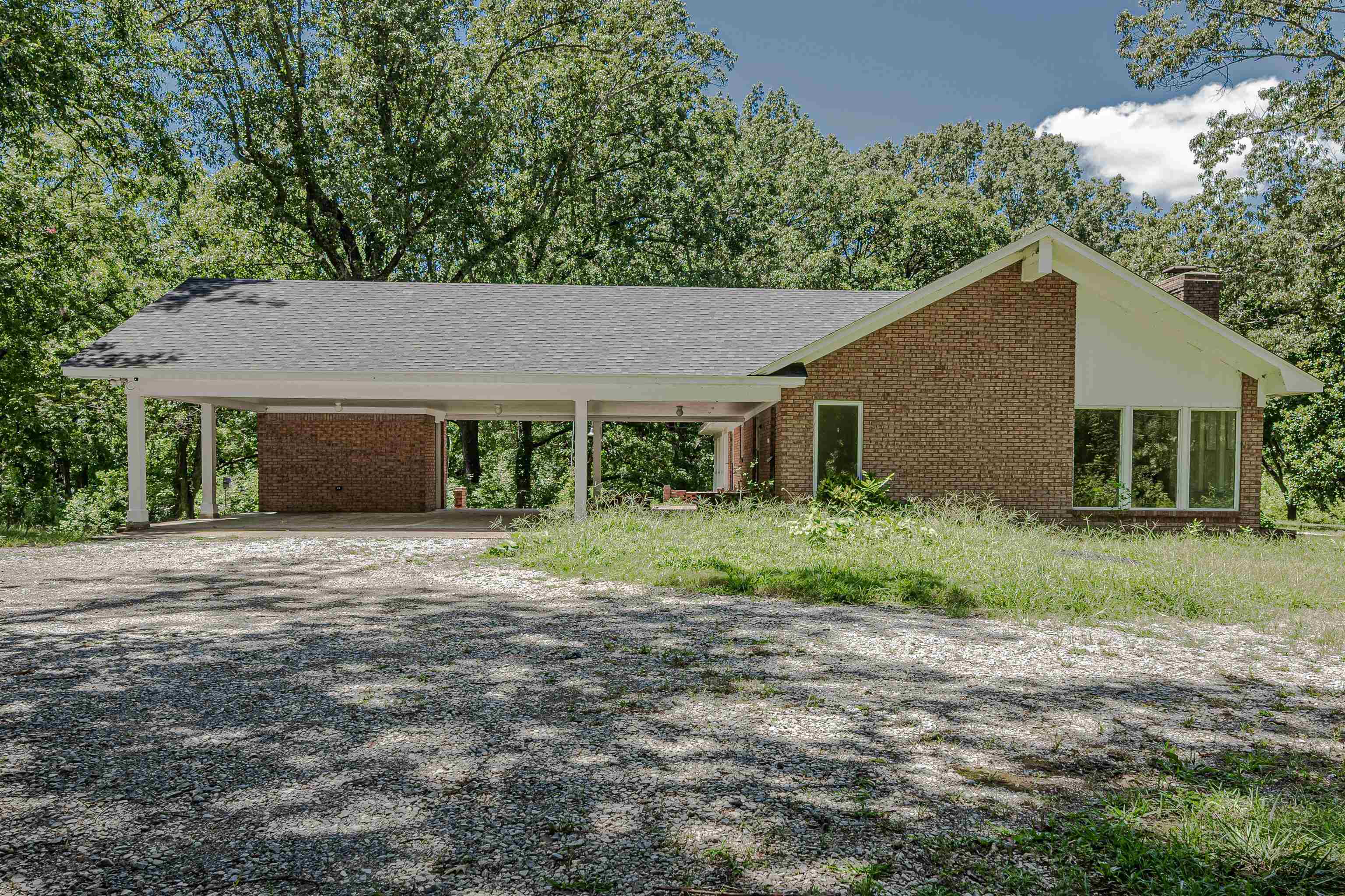 4391 CHAPEL CV
