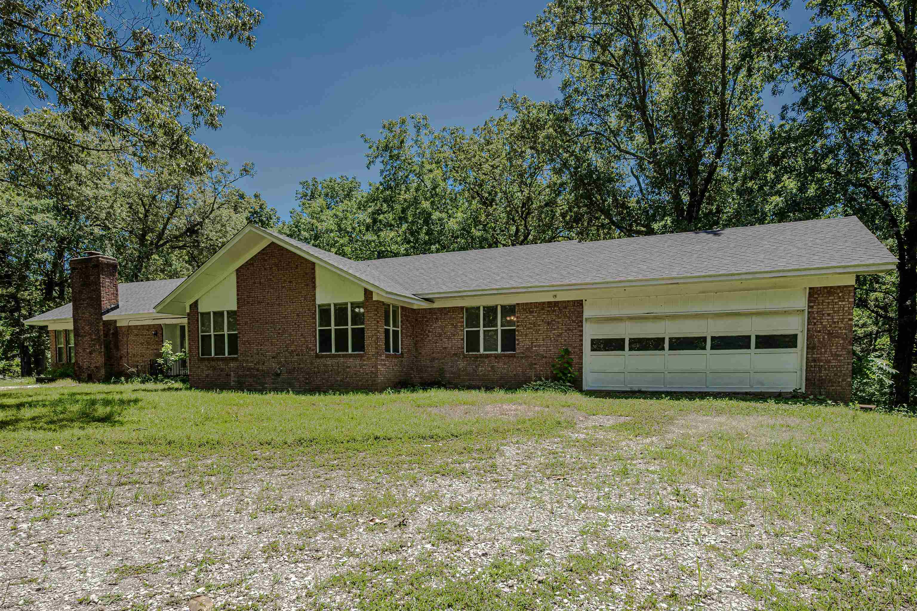 4391 CHAPEL CV